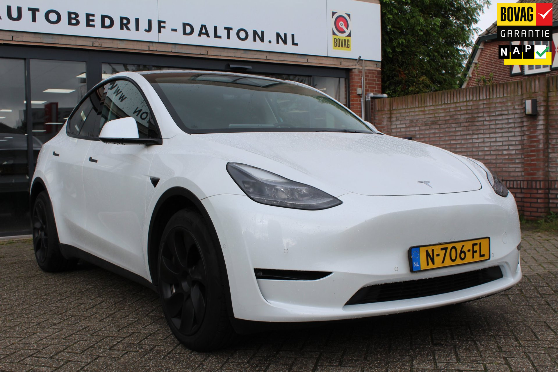 Tesla Model Y Long Range AWD 75 kWh SOH 93,2 % 1e EIG / AUTOPILOT / LEER / PANODAK