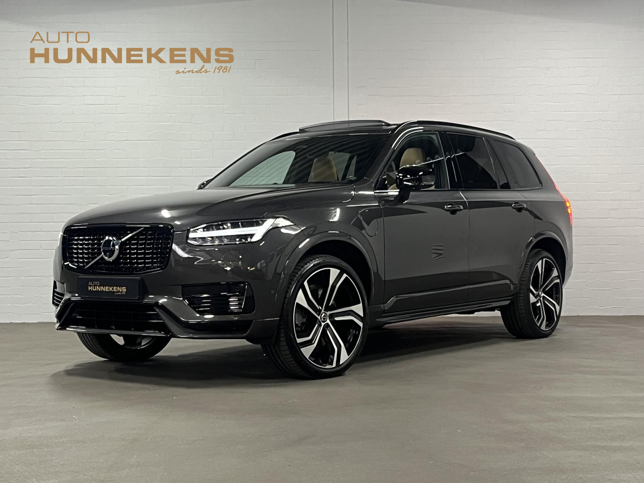 Volvo XC90 2.0 T8 Recharge AWD Ultra Dark