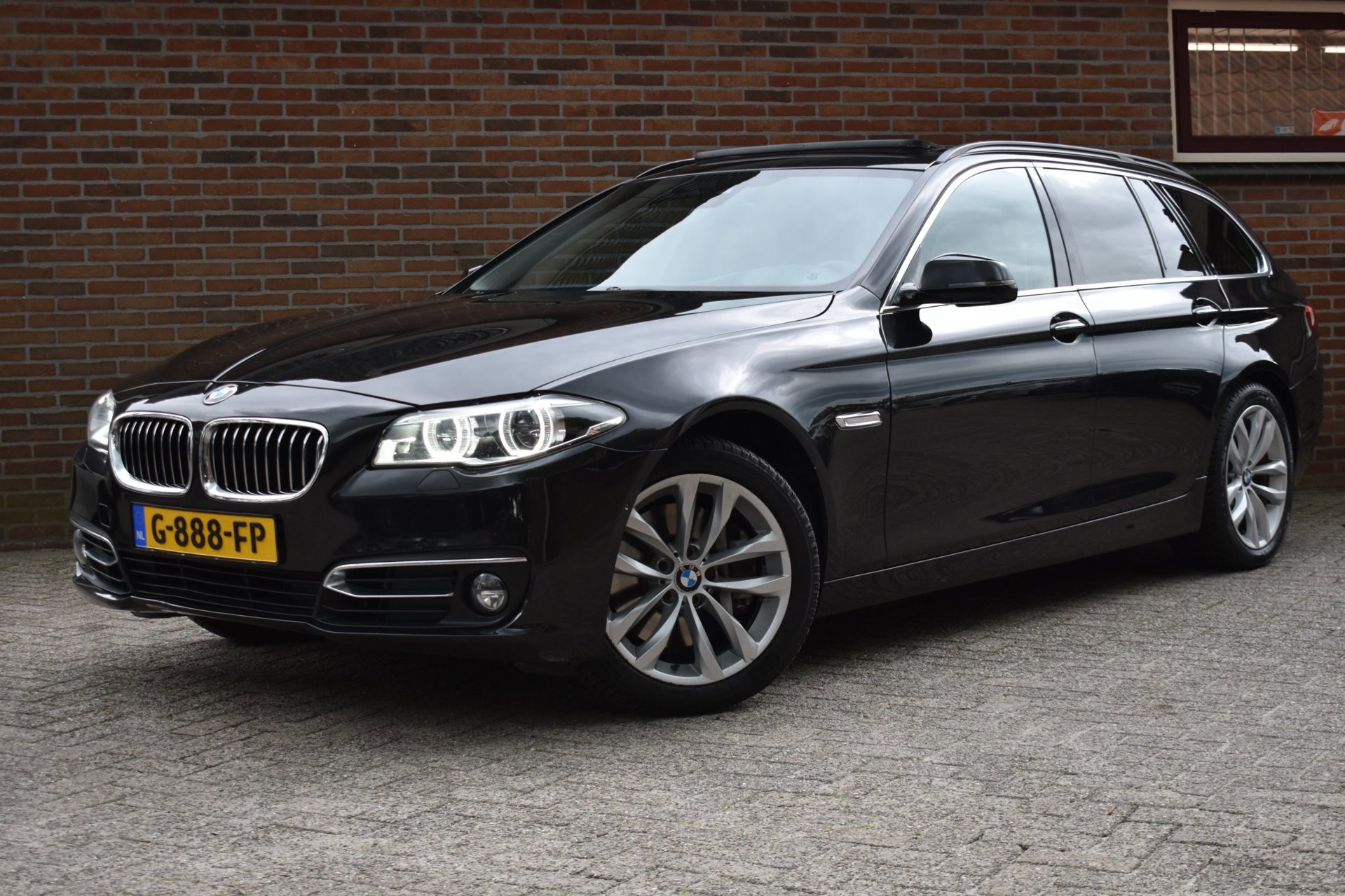 BMW 5 Serie Touring 530xd M Sport Edition High Executive ’16 Xenon Pano Leder Clima Navi Cruise Inruil mogelijk