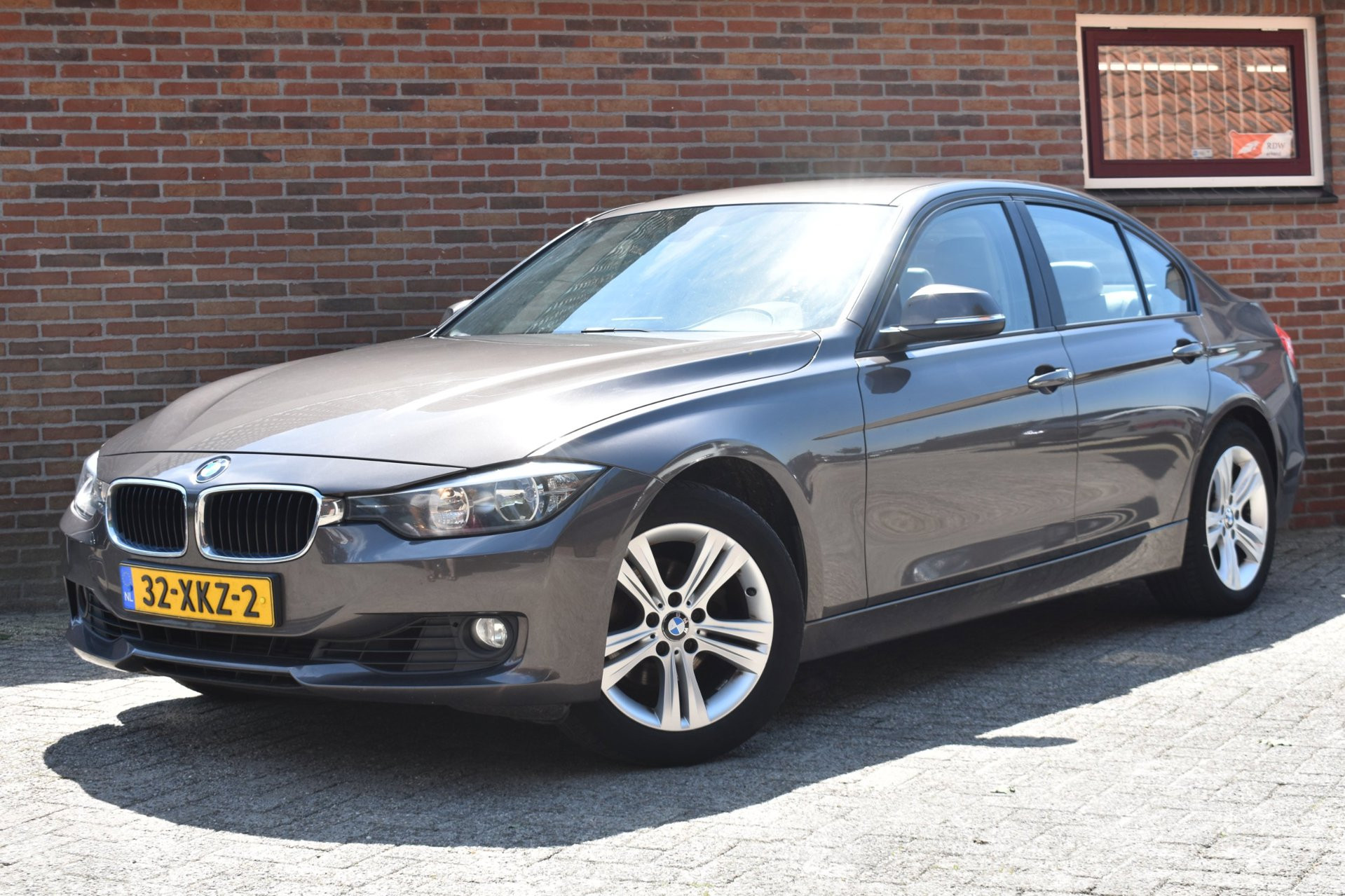 BMW 3-serie 320i Executive ’12 Leder Navi