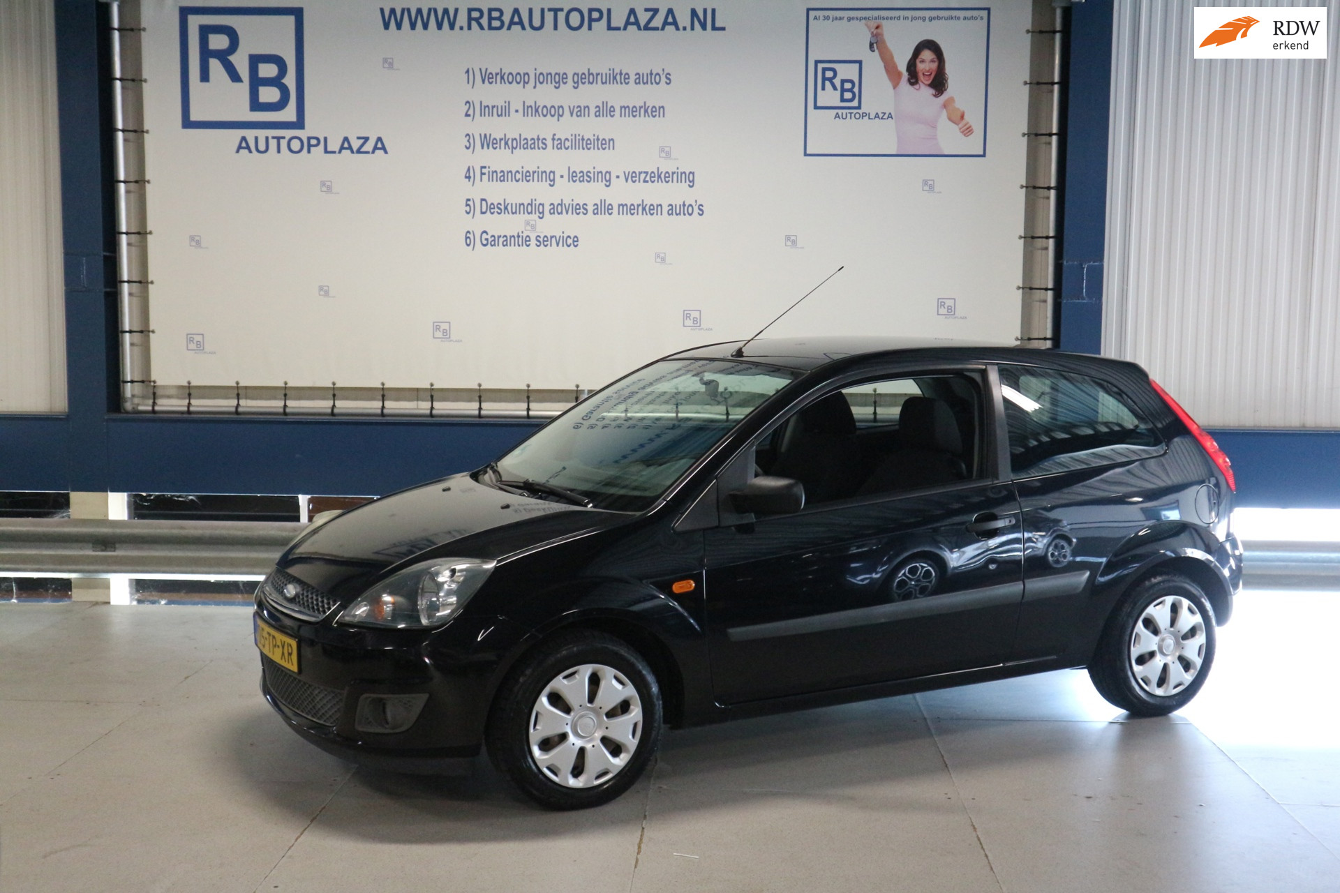 Ford Fiesta 1.3-8V Champion / AC / NW APK / BUDGET DEAL ! ! !