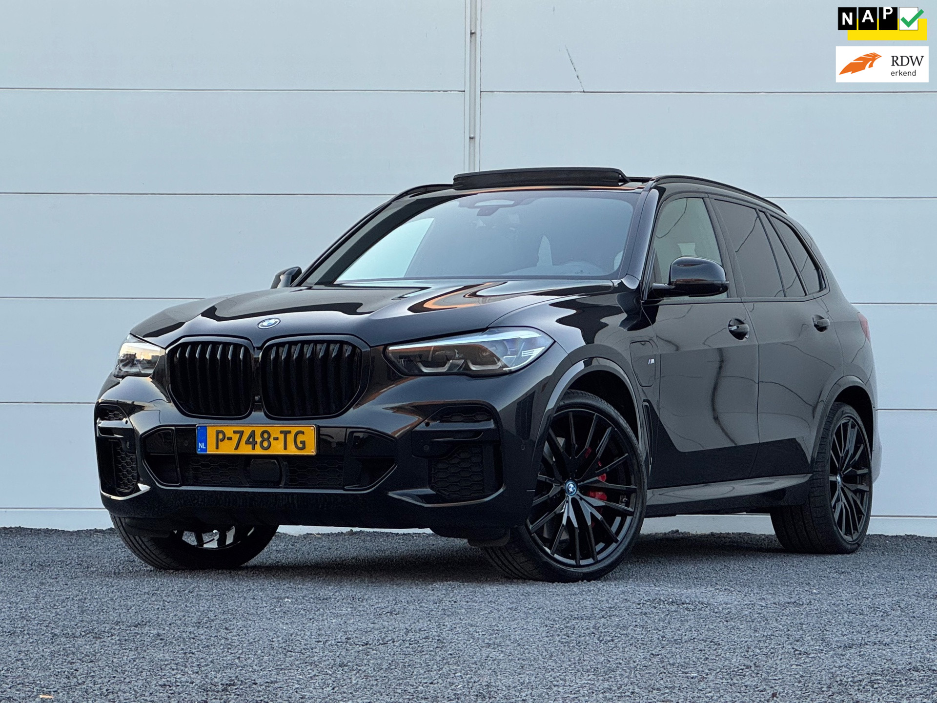 BMW X5 XDrive45e High Exe 394 PK Org NL M-Sport Pano HUD 360 Cam 22″ Luchtvering Alarm klasse 5