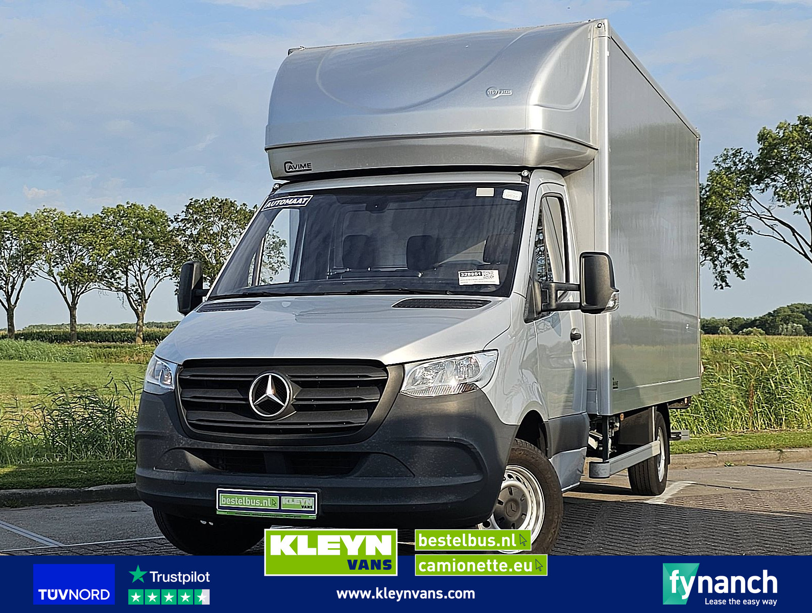 Mercedes-Benz Sprinter 317