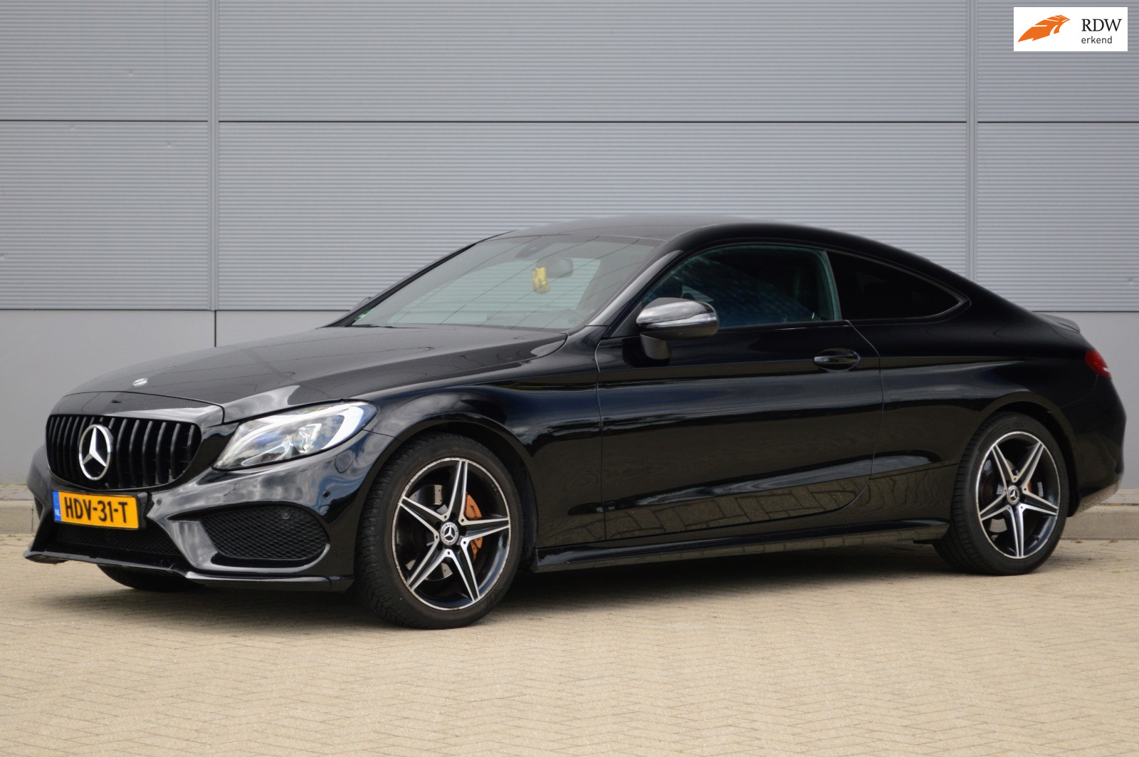 Mercedes-Benz C-Klasse Coupé 200 Premium Plus
