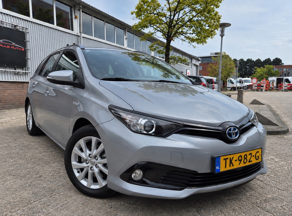 Toyota Auris Touring Sports 1.8 Hybrid 16’LMV KLIMA CRUISE