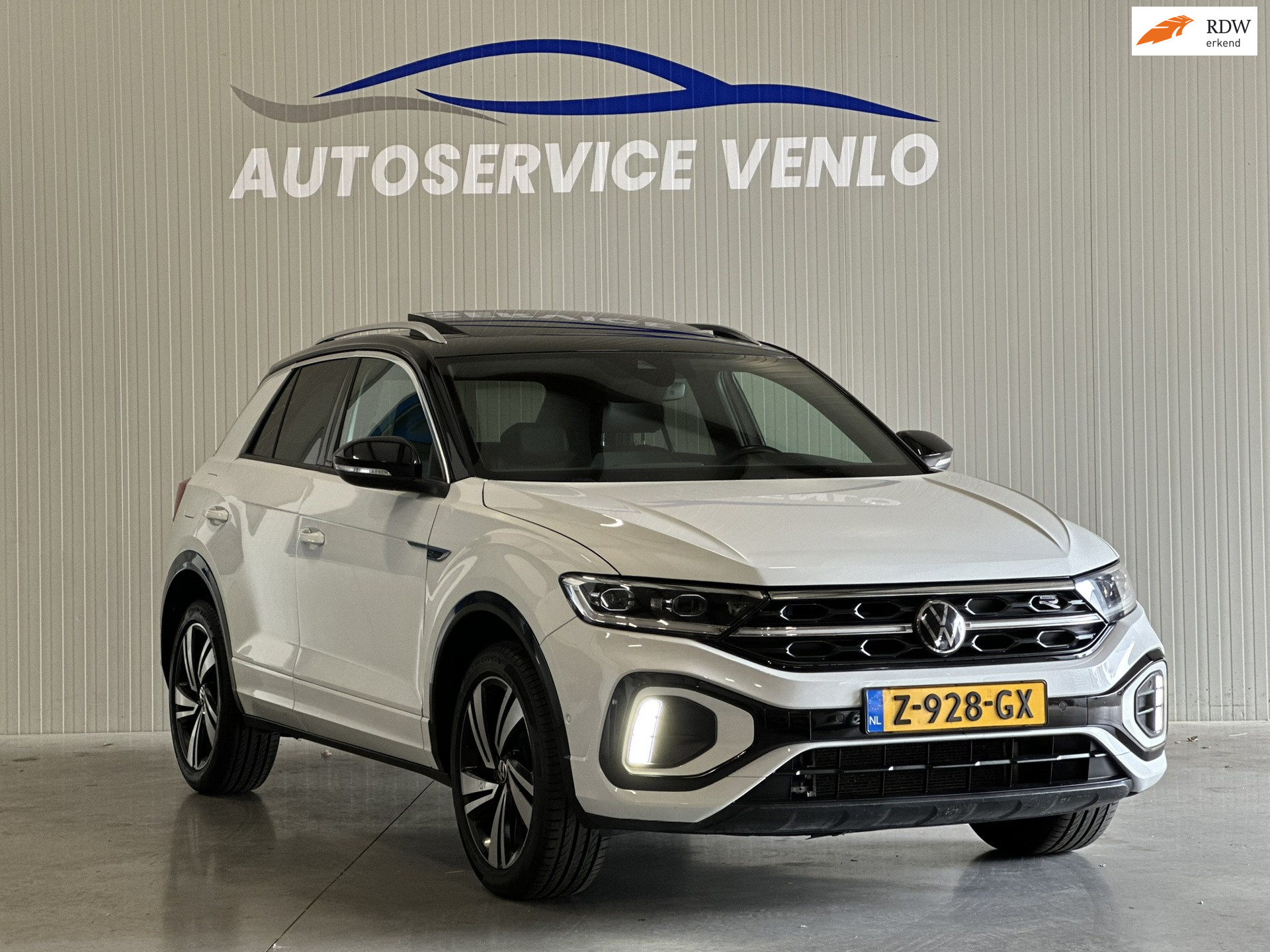 Volkswagen T-Roc 1.5 TSI R-Line Business+ Edition | Carplay | IQ.Light