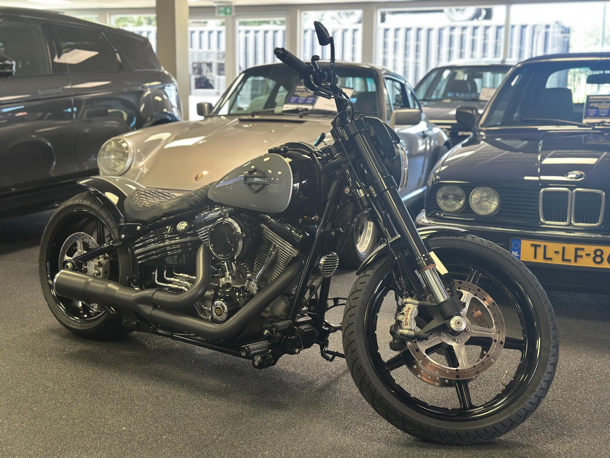 Harley-Davidson 96 FXCW Softail Rocker