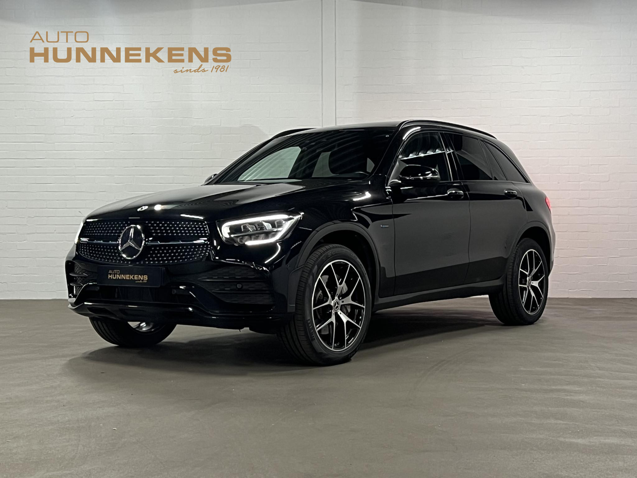 Mercedes-Benz GLC 300e 4MATIC AMG-line