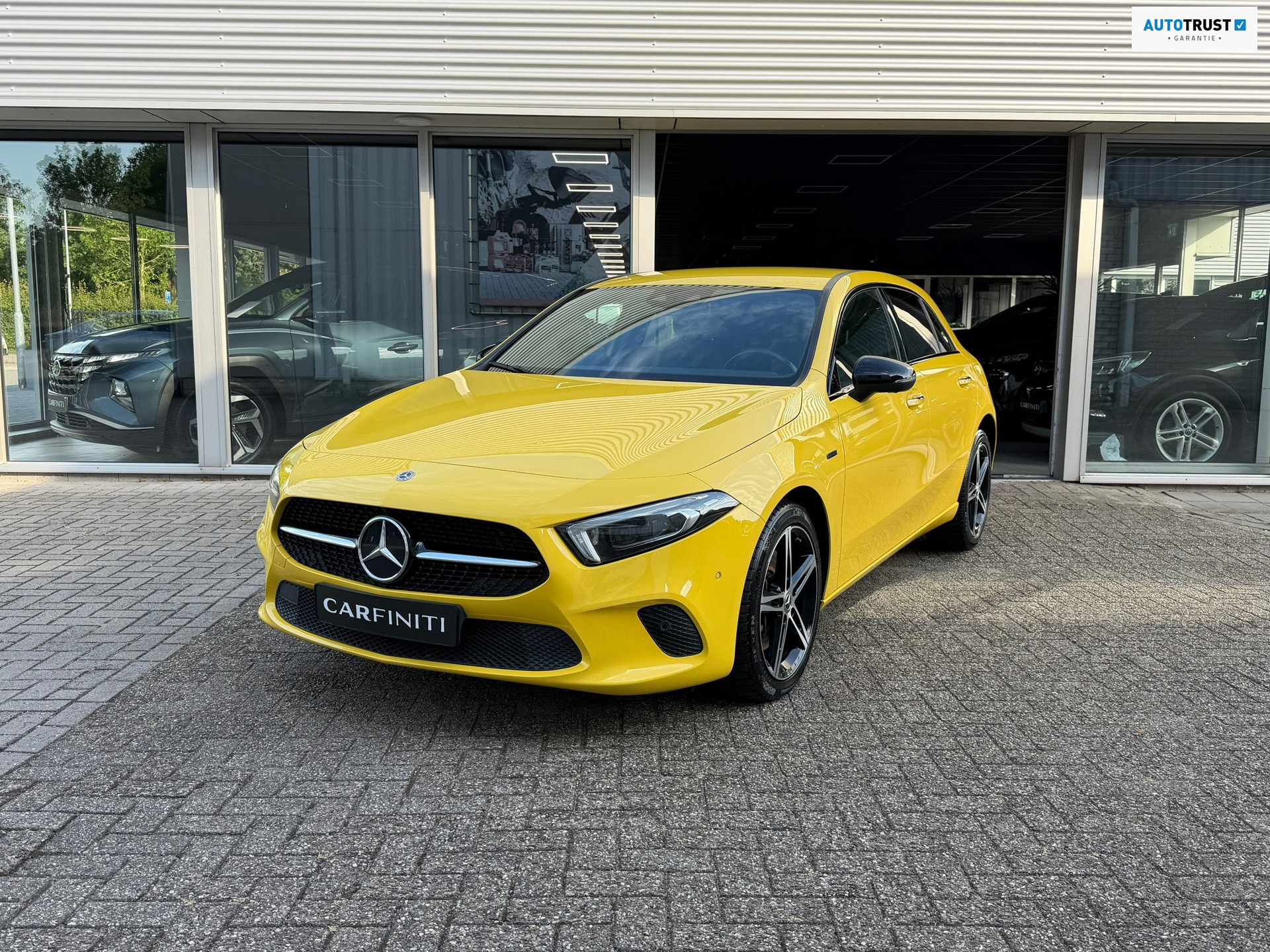 Mercedes-Benz A-Klasse 250 e Advantage 218 Pk | Widescreen | Navigatie | Cruise | Camera | Clima | Lichtmetaal.