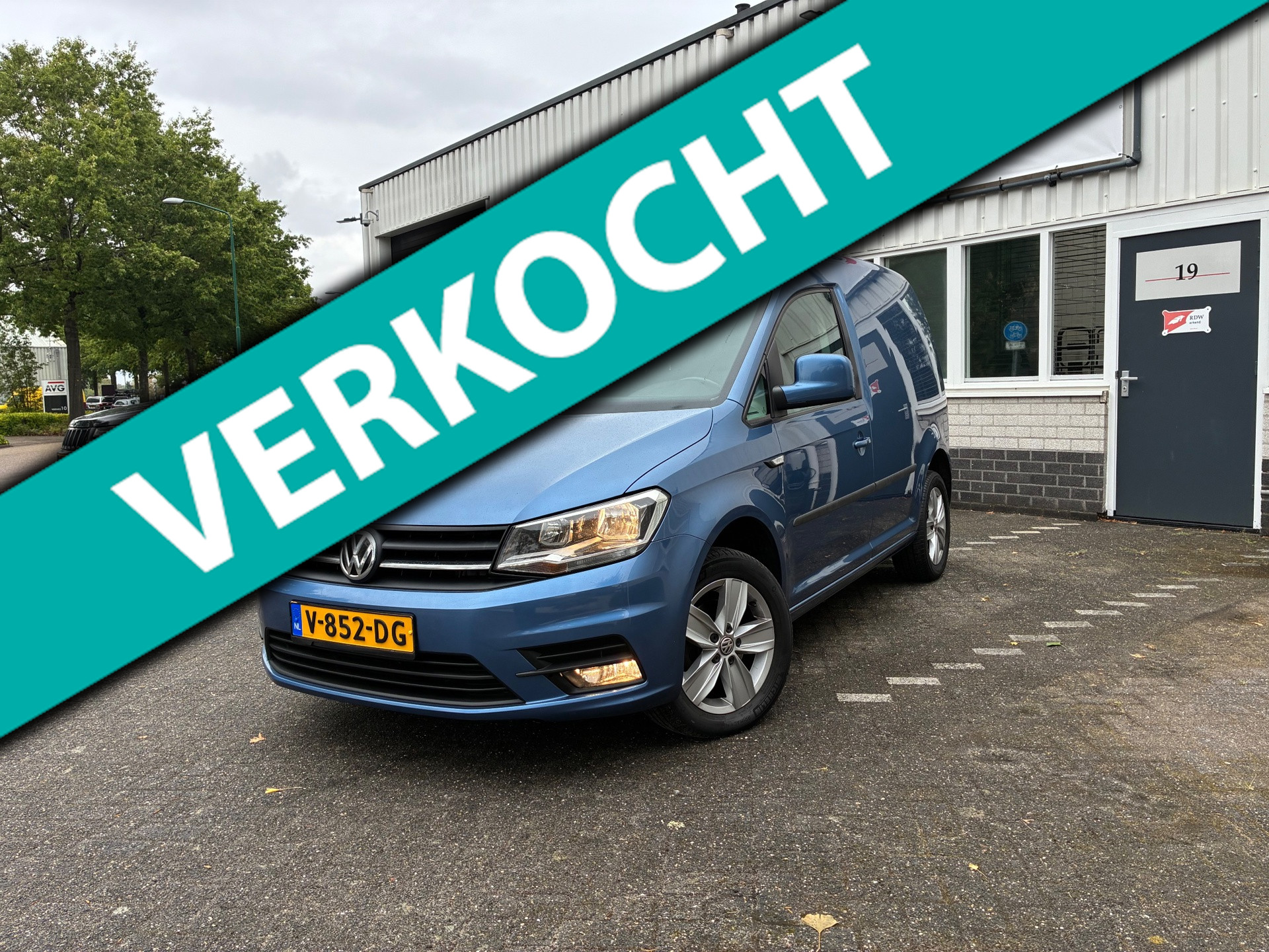 Volkswagen Caddy 2.0 TDI L1H1 BMT Highline, DSG, DISTR VERV!