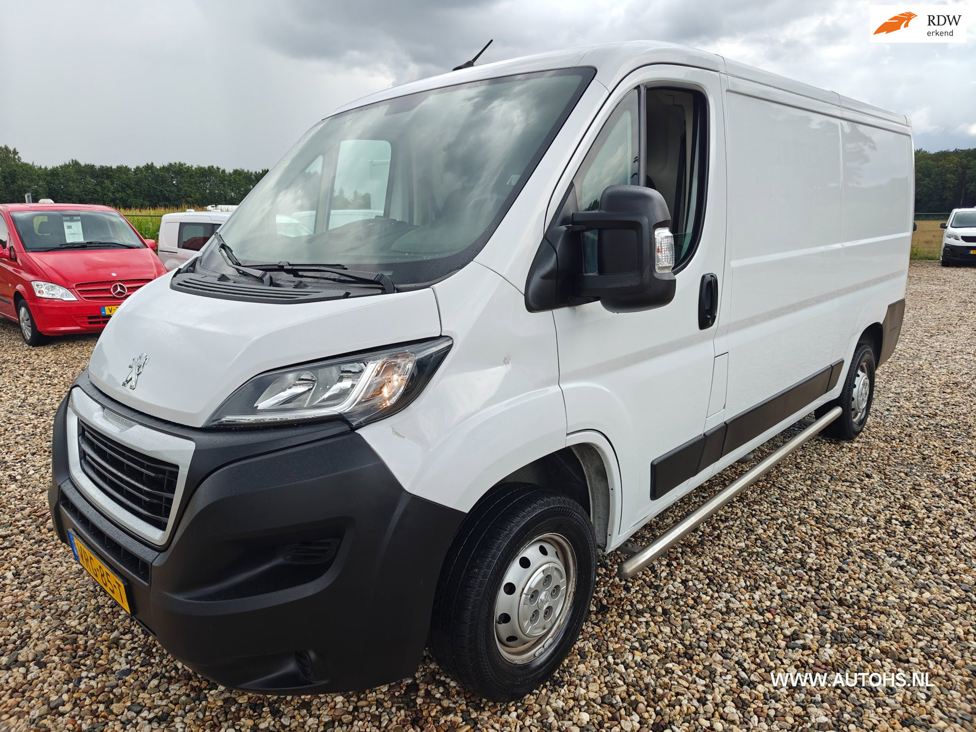 Peugeot Boxer 2.2 BlueHDi 120 L2H1 , 1e Eig , Euro 6 , Apk 8-2027 , Lang model , Airco cruise camera.