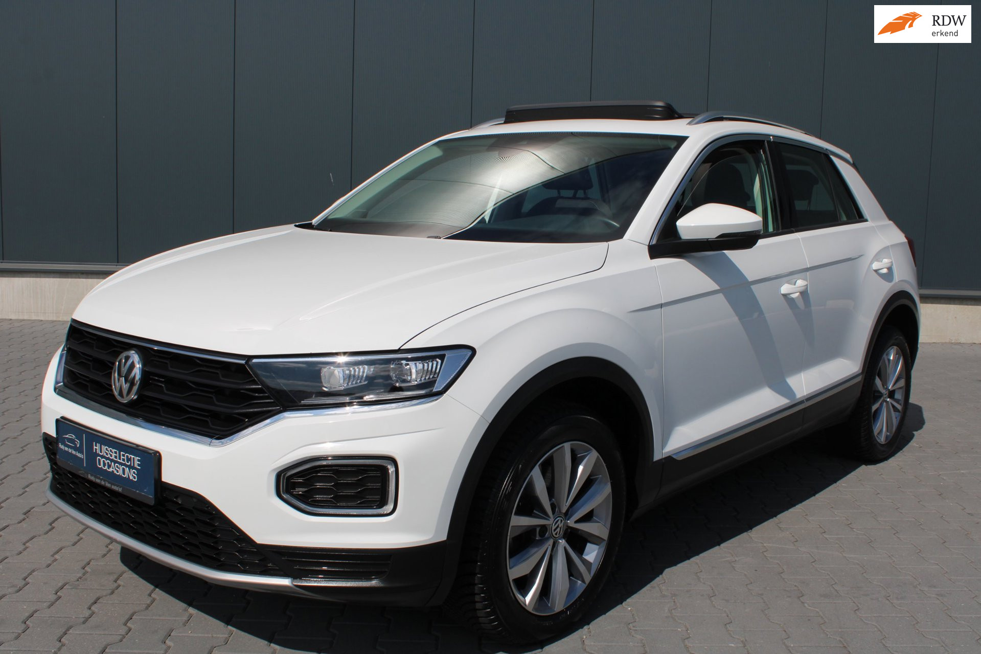 Volkswagen T-Roc 1.5 TSI ACT SPORT & Style GERESERVEERD