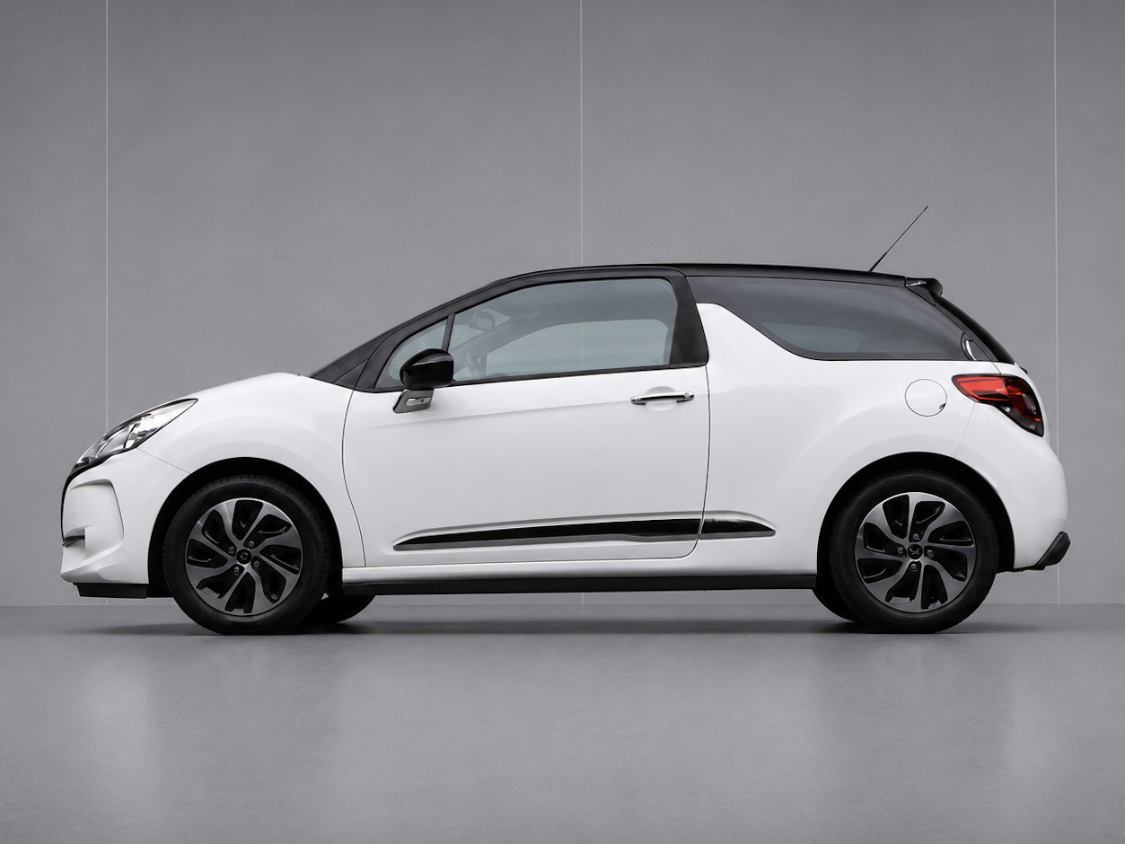 DS DS 3 1.2 PureTech So Chic Sport (APPLE CARPLAY,NAVI,CAMERA,CLIMATE CRUISE,GETINT,SPORTSTOELEN,LM VELGEN,NETTE STAAT)