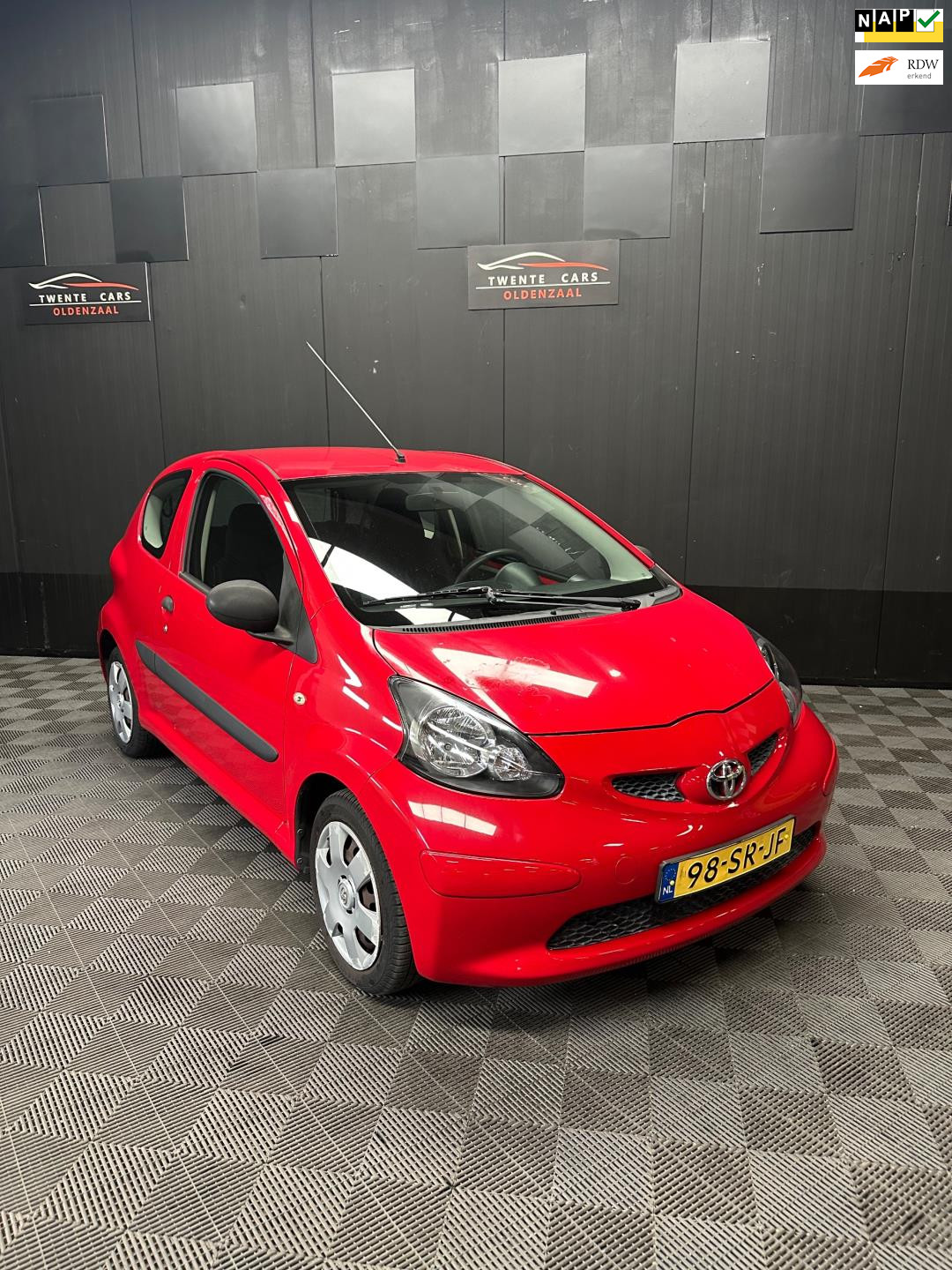 Toyota Aygo 1.0-12V | Nieuwe APK |