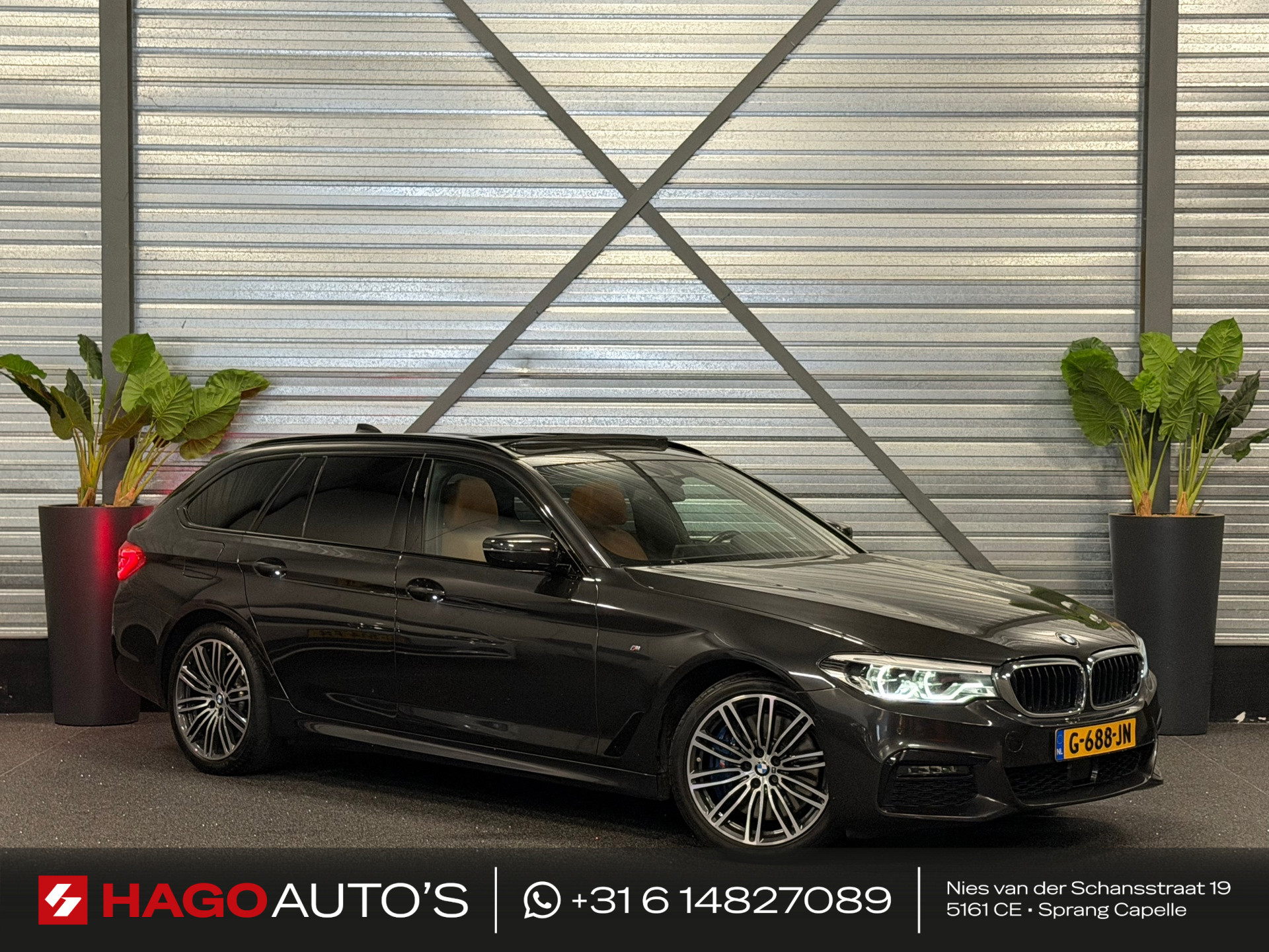 BMW 5 Serie Touring 540i xDrive High Executive M-Pakket LED/PANO/NAVI/ACC/LEDER/ADAPTIVE/TREKHAAK/STOELVERW+KOELER/STUURVERW/MEMOR