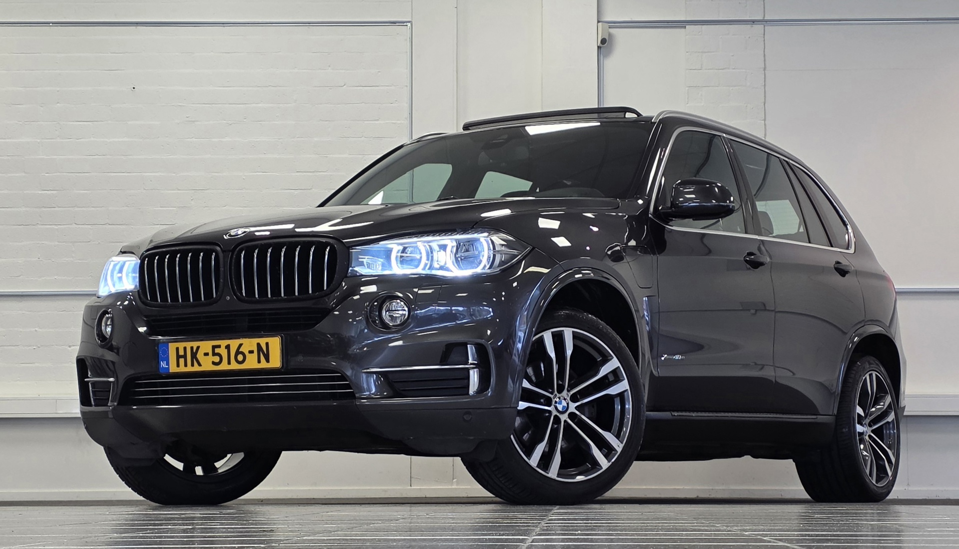 BMW X5 XDrive40e High Executive op 175dkm motor vervangen Pano Harmen