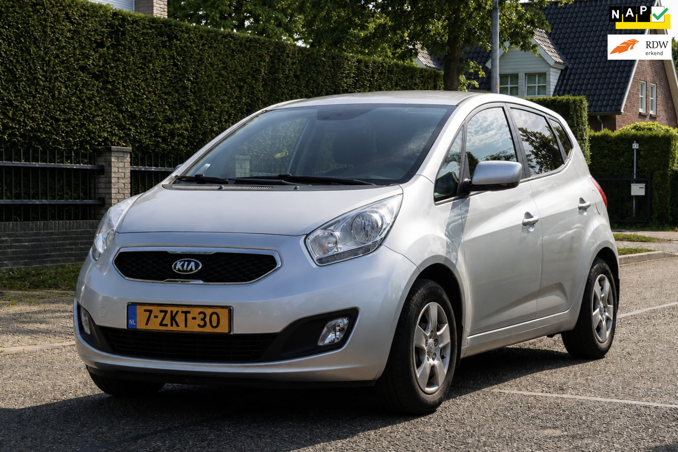 Kia Venga 1.4 CVVT Vibe | PANO | NAVI | CLIMA | CRUISE | MOOIE GOED ONDERHOUDEN AUTO |