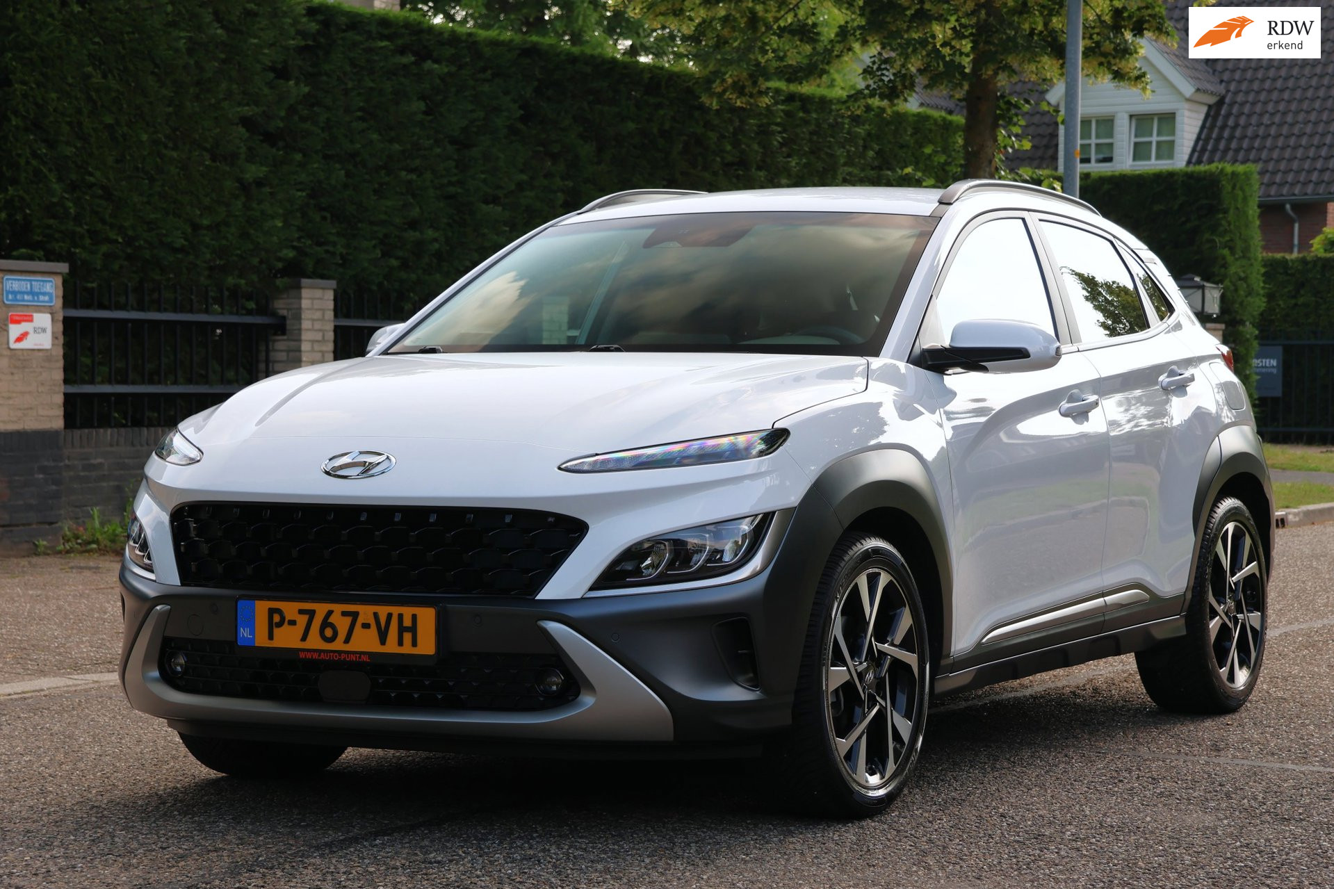Hyundai KONA 1.0 T-GDI Fashion | 1e EIGENAAR | VIRTUAL COCKPIT | CARPLAY | CRUISE | CAMERA | TREKHAAK | GOED ONDERHOUDEN AUTO |