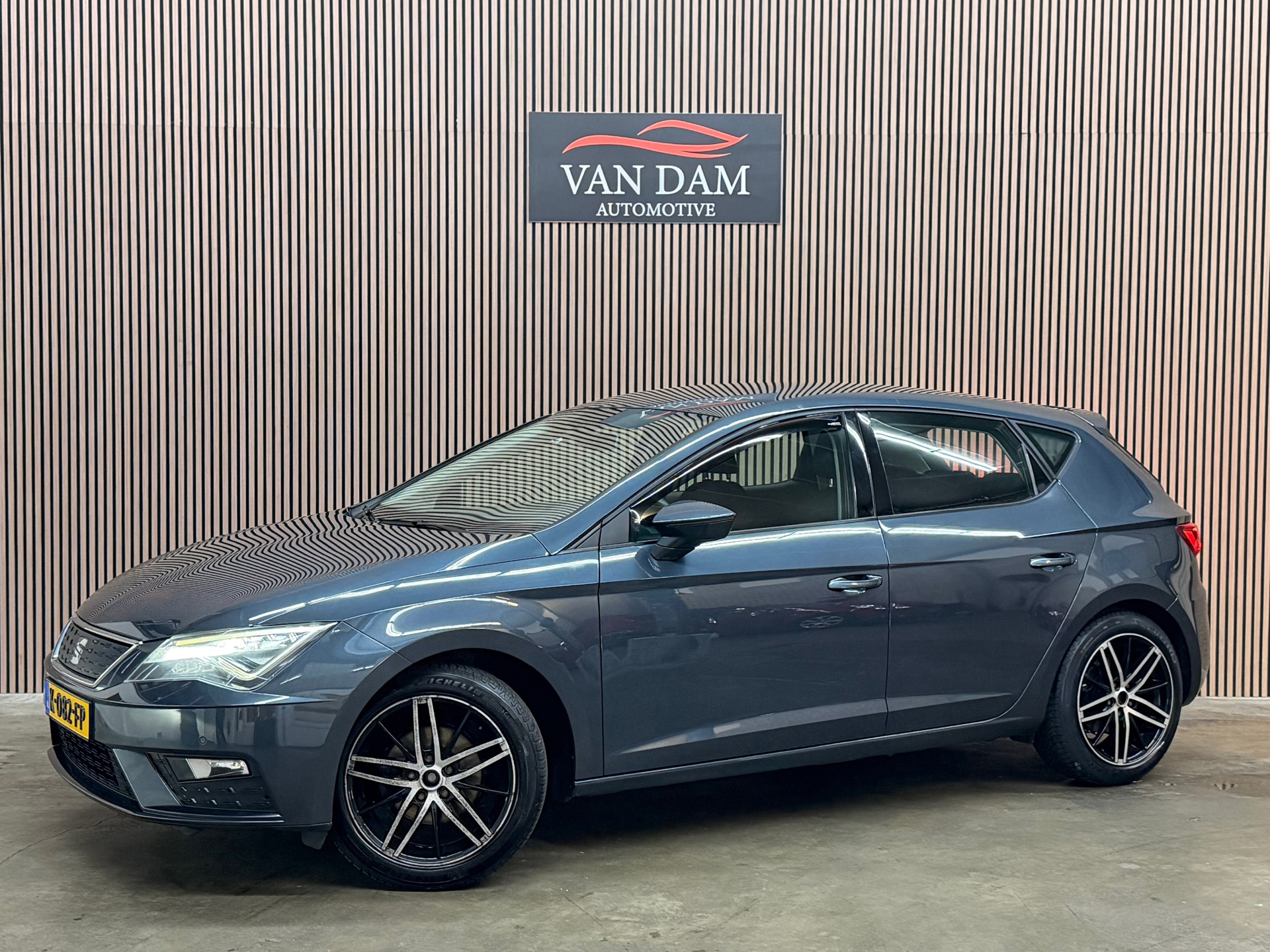 SEAT Leon ST 1.0 EcoTSI Style 2019 DSG LED CRUISE CLIMA CAR-PLAY
