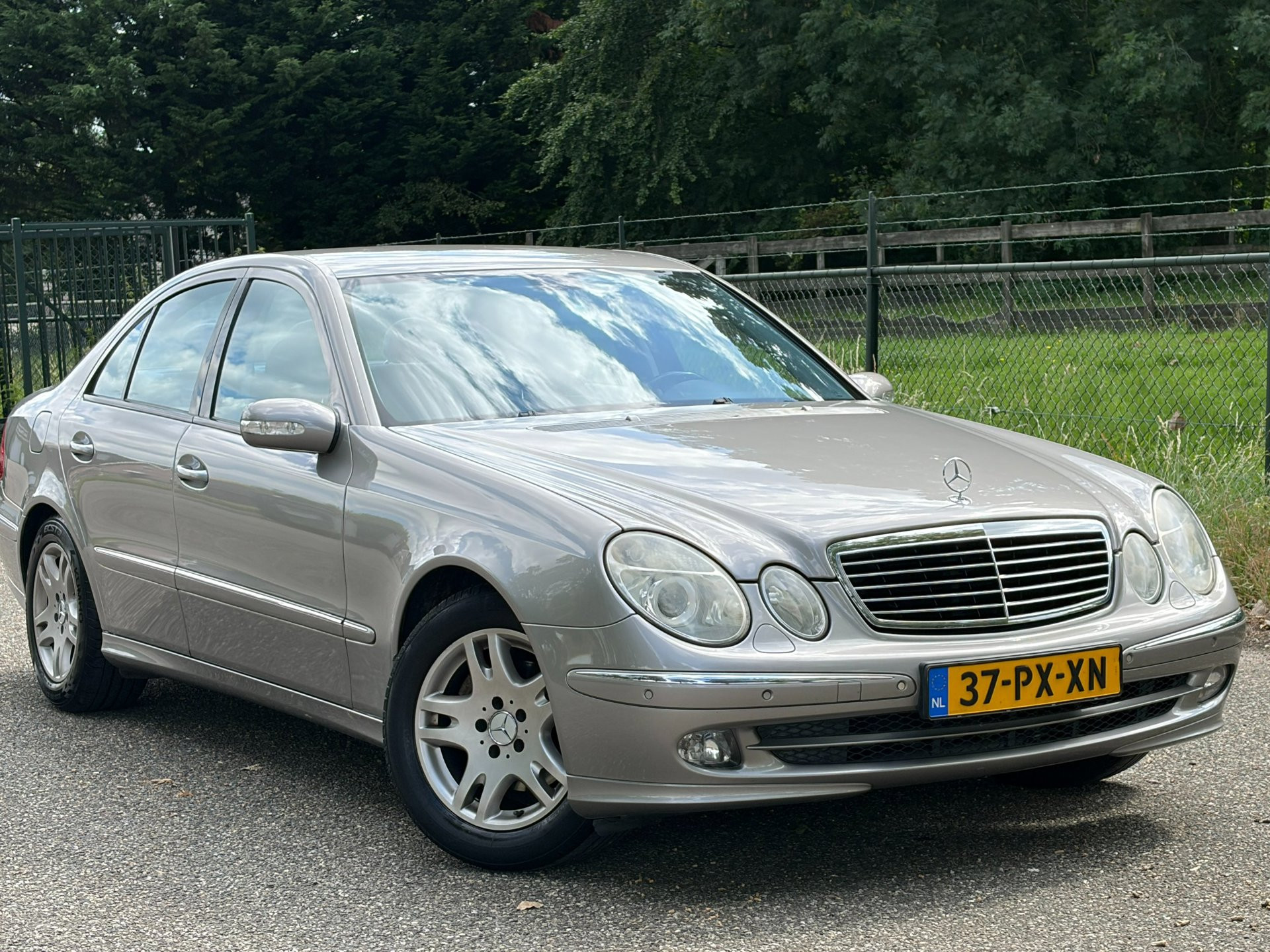 Mercedes-Benz E-Klasse 240 Avantgarde /Xenon/NAP/Automaat/Trekhaak/