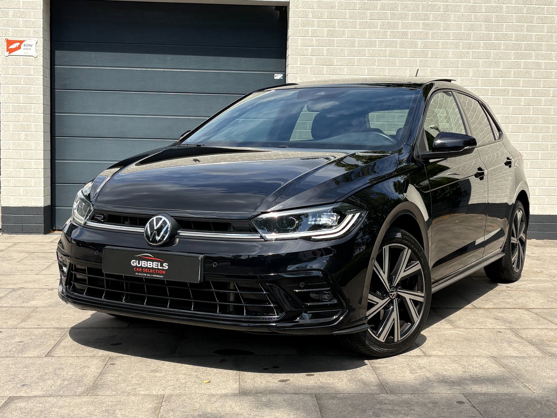 Volkswagen Polo 1.0 TSI 2x R-Line | Pano | Camera | Keyless | IQ Light