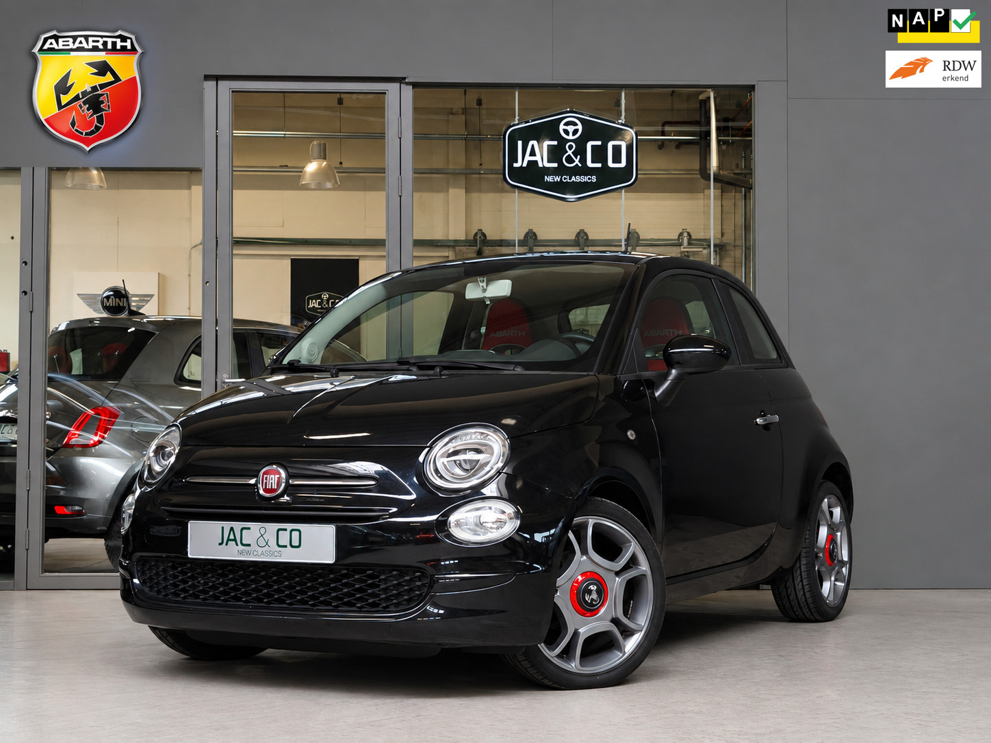 Fiat 500 0.9 T 80pk “Abarth” Leder / 17 inch / Automaat