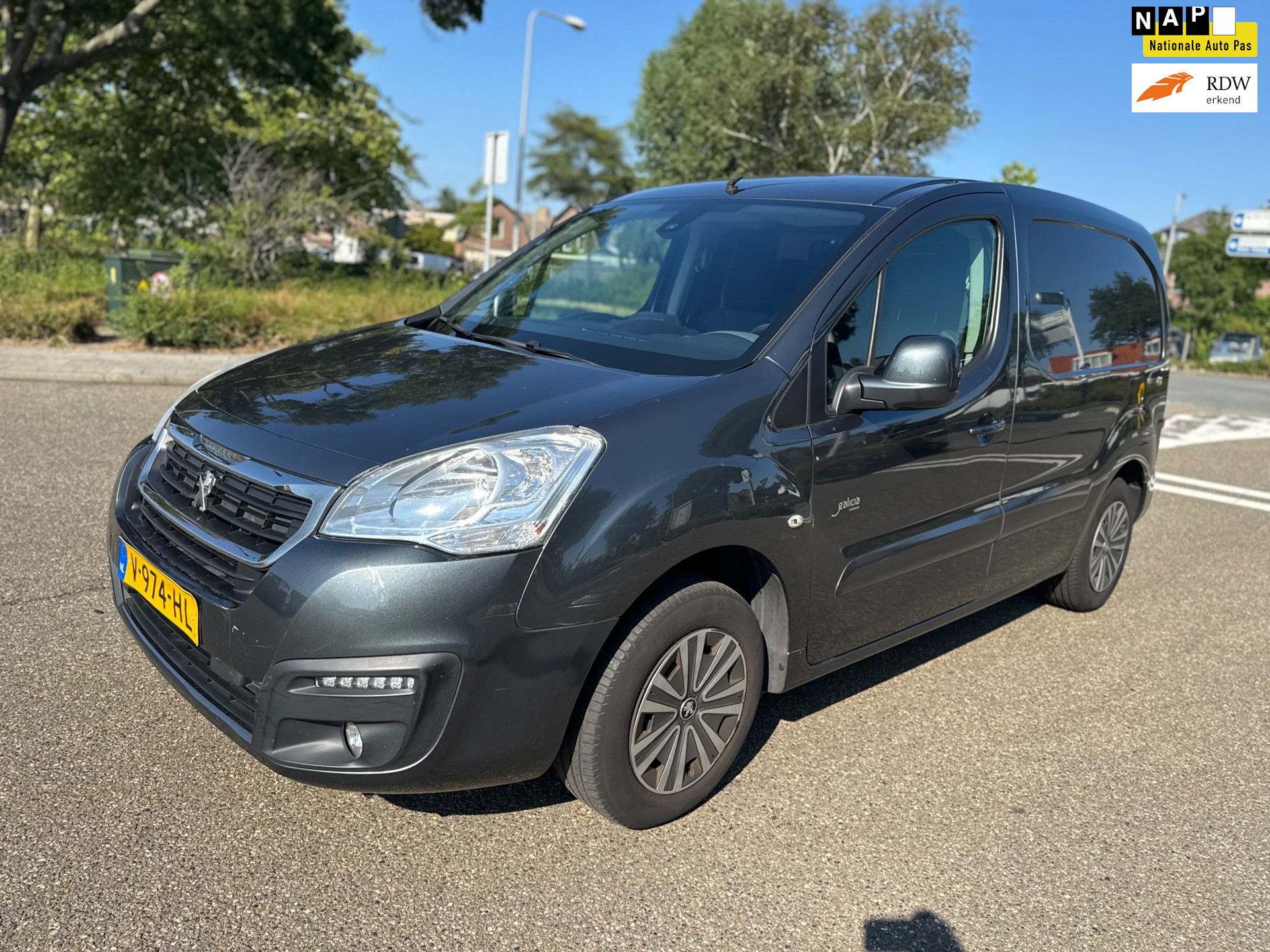 Peugeot Partner 120 1.6 BlueHDi 75 L1 Premium Pack / carplay / airco / cruise.control / elek.pakket / pdc / nap….