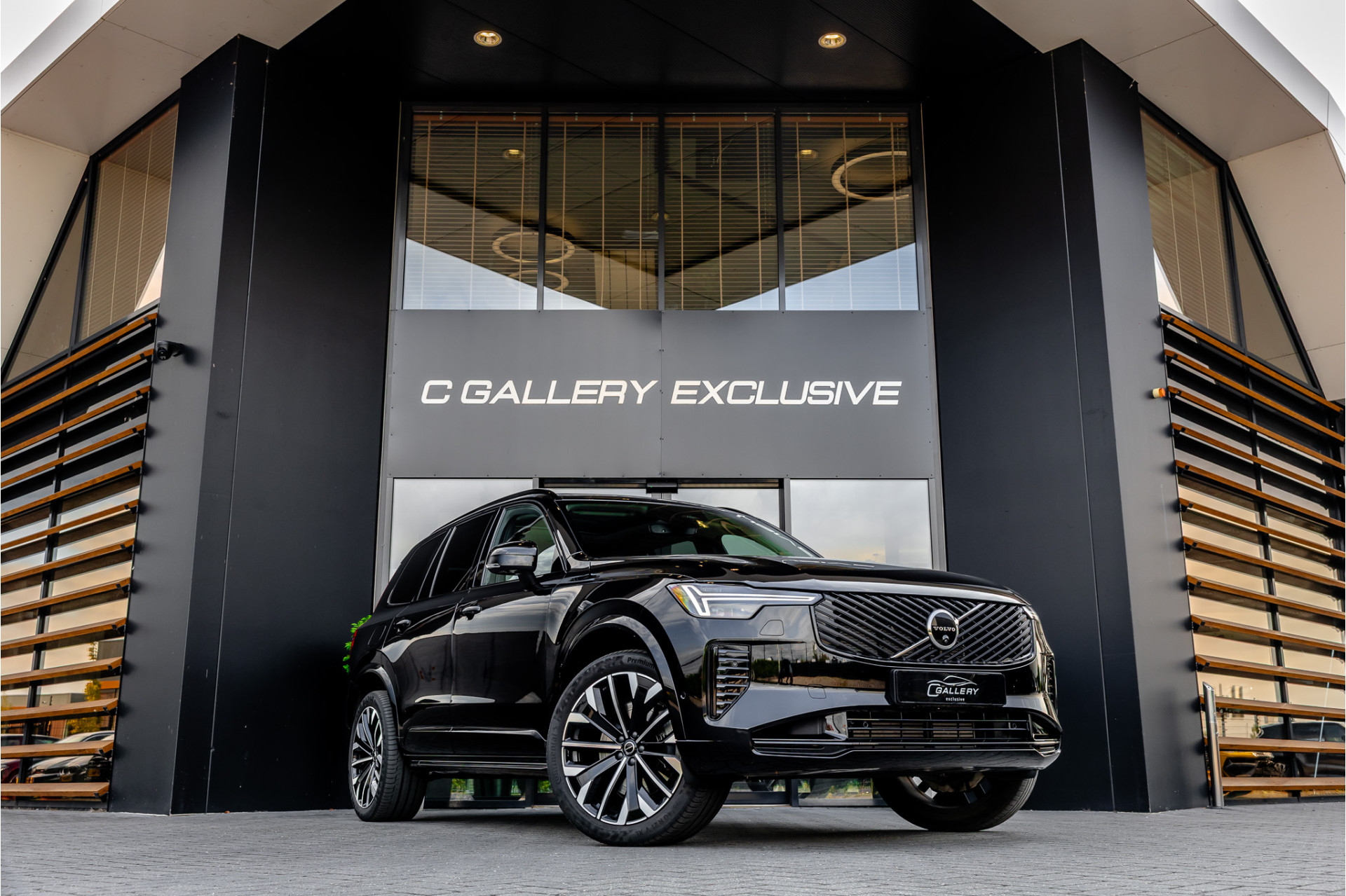 Volvo XC90 2.0 T8 Plug-in hybrid AWD Plus Bright