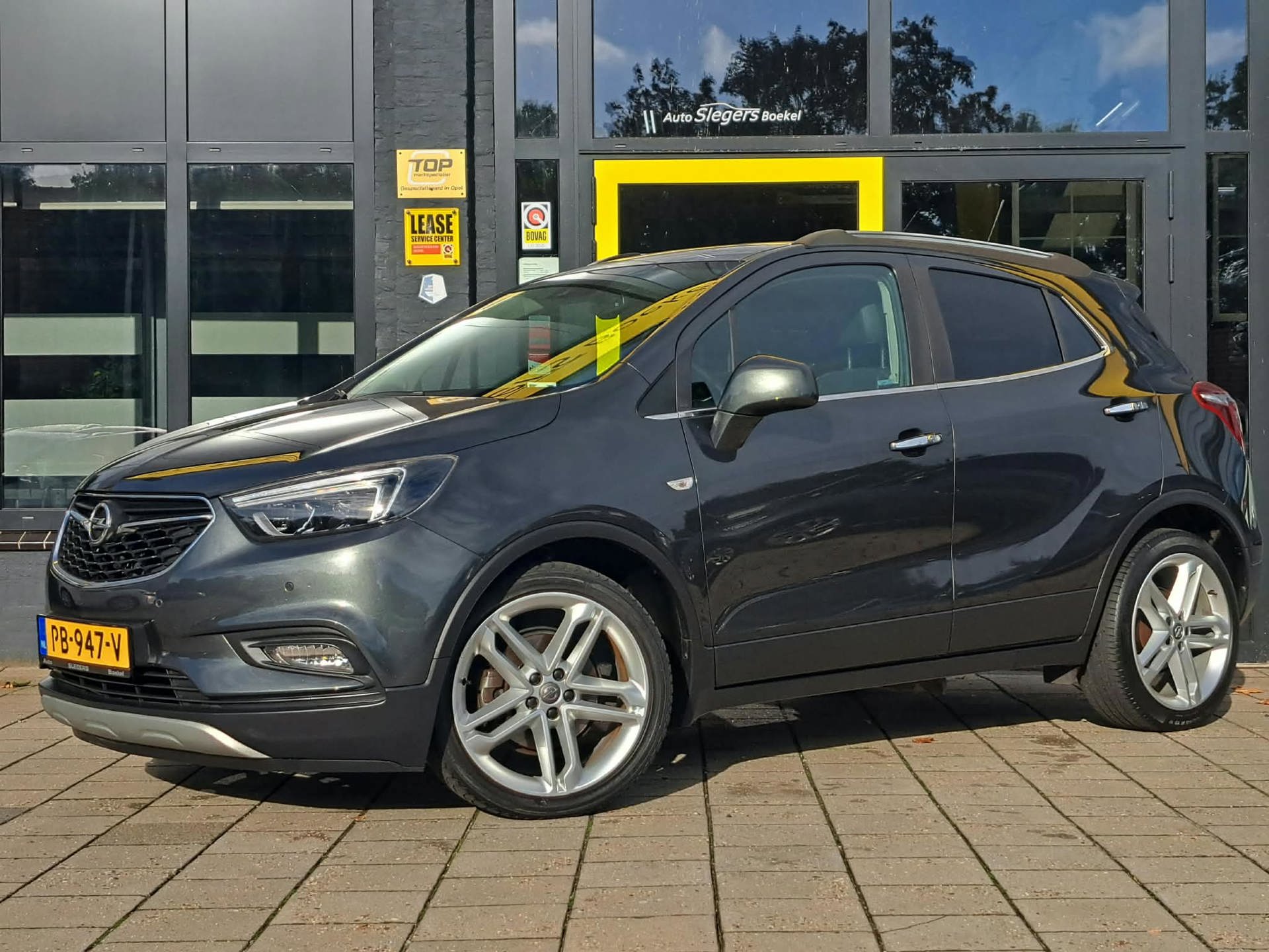 Opel Mokka X 1.4 Turbo Innovation Sunroof Automaat | Trekhaak | Parkeer Cam en Sens V+A | Stuur- en Stoelverwarming | Navigatie |