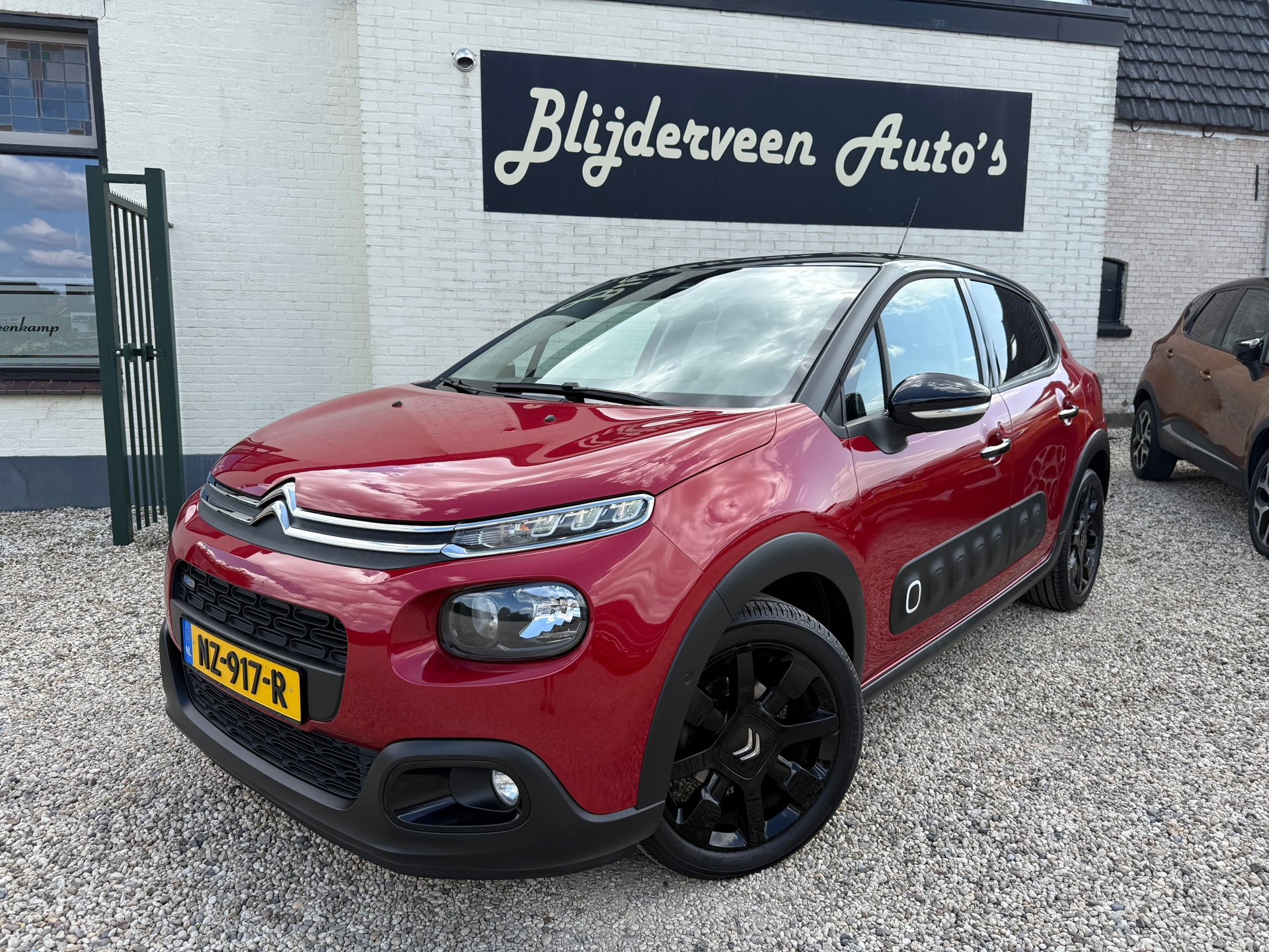 Citroën C3 1.2 S&S Shine 1e Eigenaar |D.Riem V.V. | Org. NL | Camera | Navi | Trekhaak
