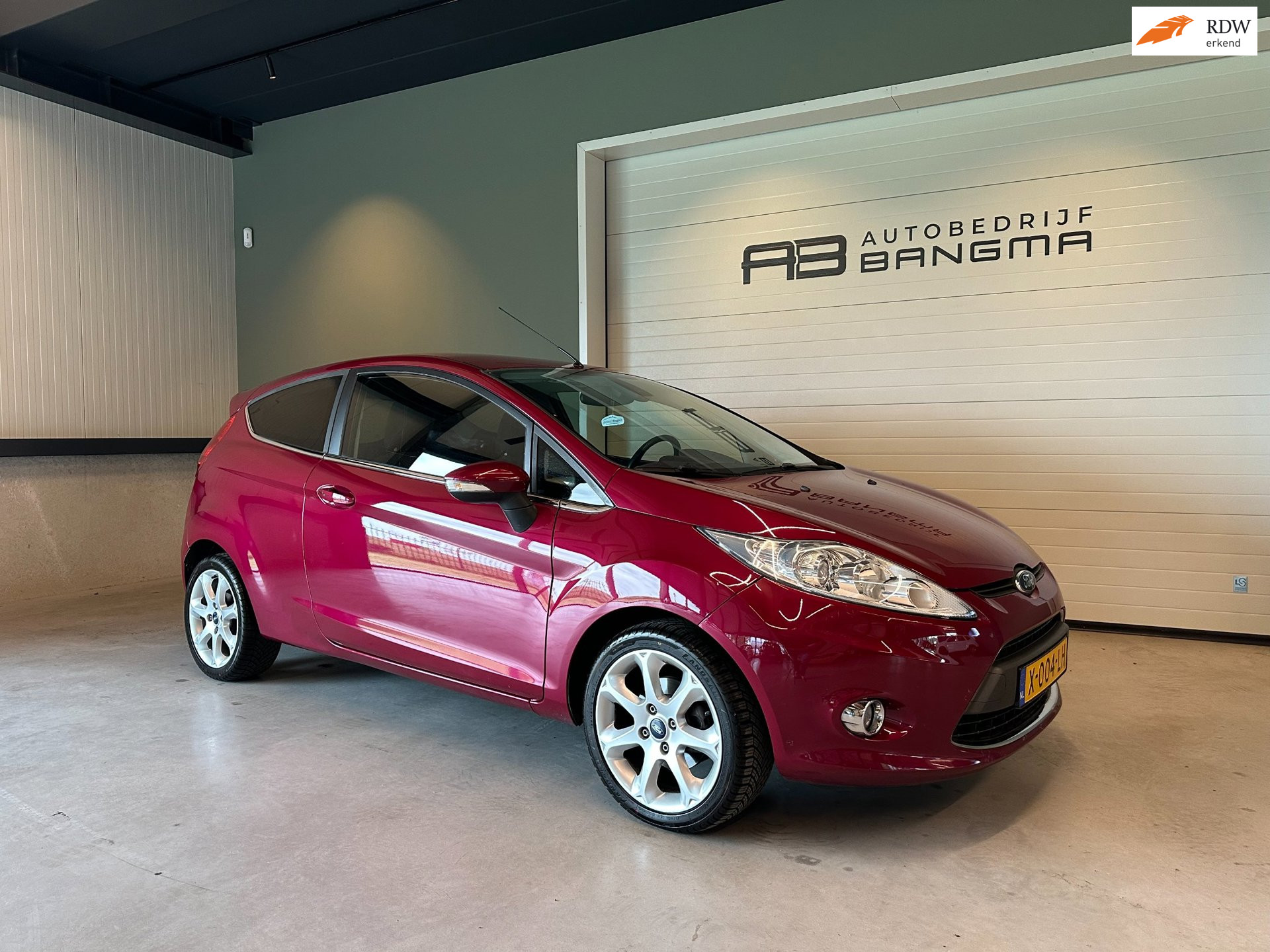 Ford Fiesta 1.25 TITANIUM-uitv|CLIMA AIRCO|LM-VELG|USB+AUX|VOORRUITVERWARMING|APK+OH.BEURT + nieuwe DISTRIBUTIERIEM BIJ AFLEVERING