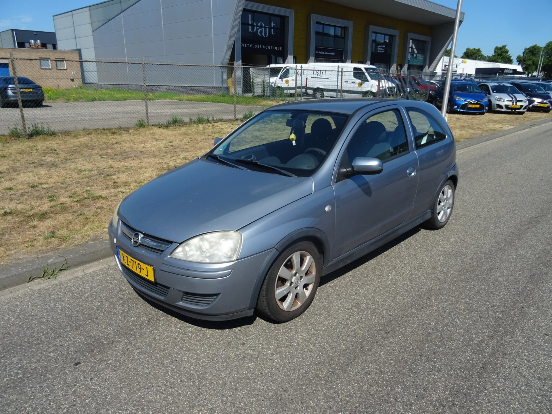 Opel Corsa 1.2-16V Essentia