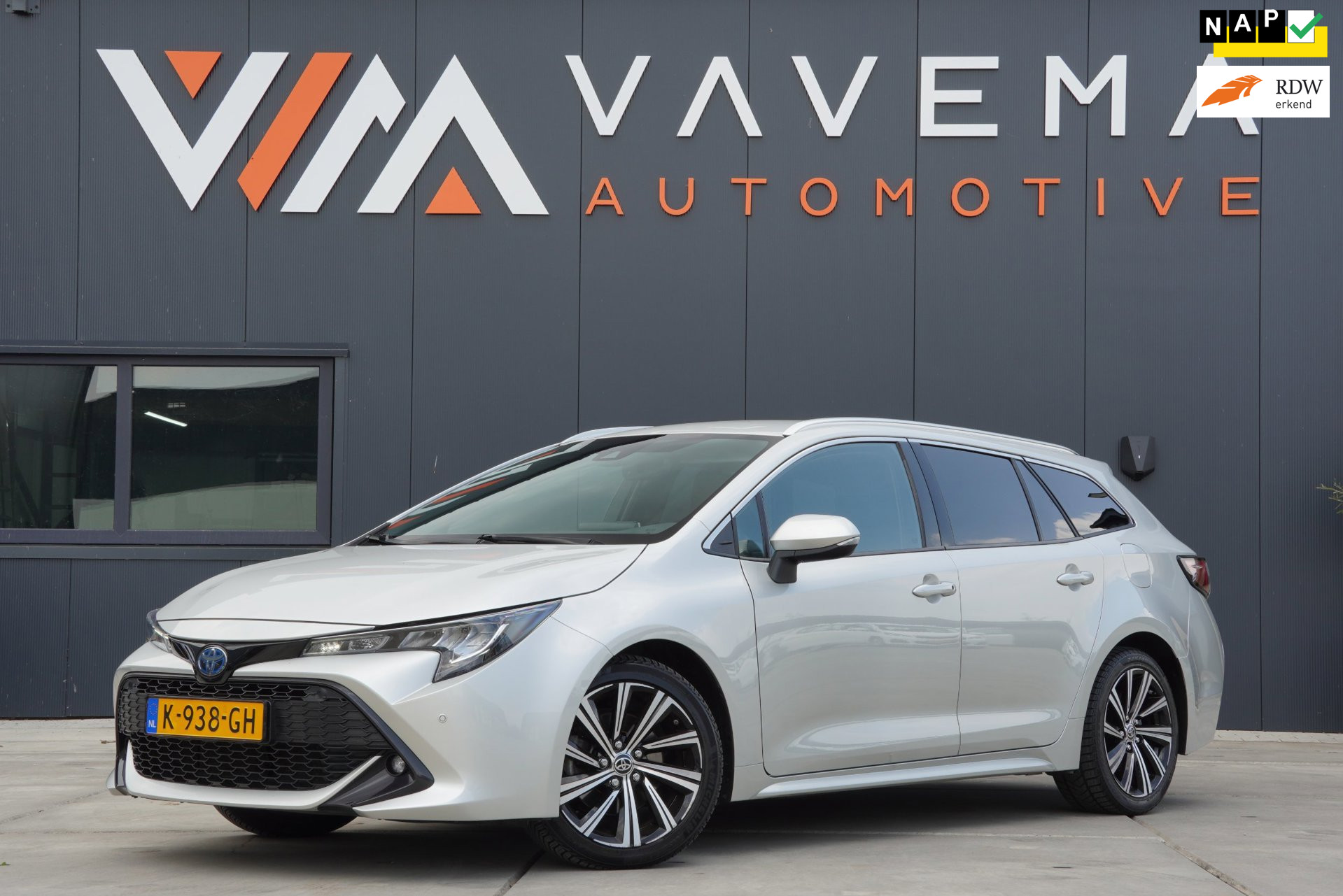 Toyota Corolla Touring Sports 2.0 Hybrid Dynamic|Automaat|zuinig rijden|CarPlay|Navigatie|Trekhaak|Stoelverwarming|Climate control