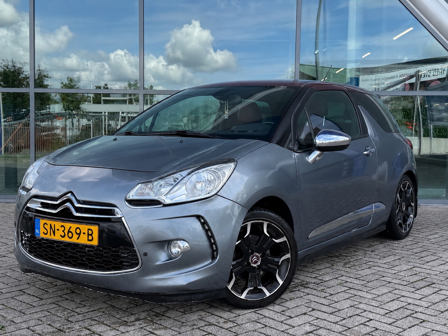 Citroën DS3 1.6 THP Sport Chic, Vol Leder, Navi, PDC, Alle Luxe!