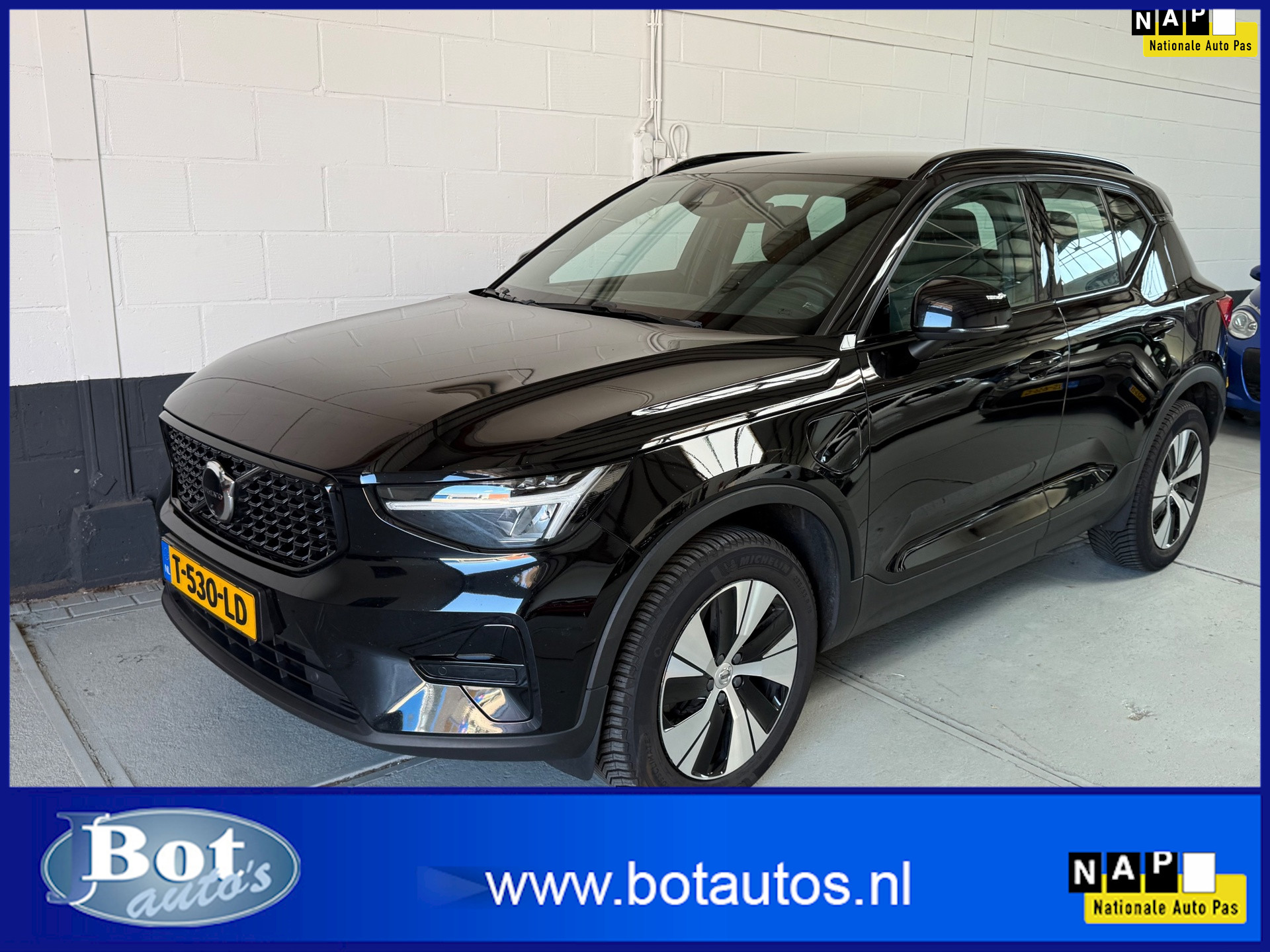 Volvo XC40 1.5 T5 Plug-in hybrid Plus Dark SOH 90,62% / 1E EIGENAAR / HARMAN KARDON / 360 GRADEN CAMERA / TREKHAAK / NAVIGATIE