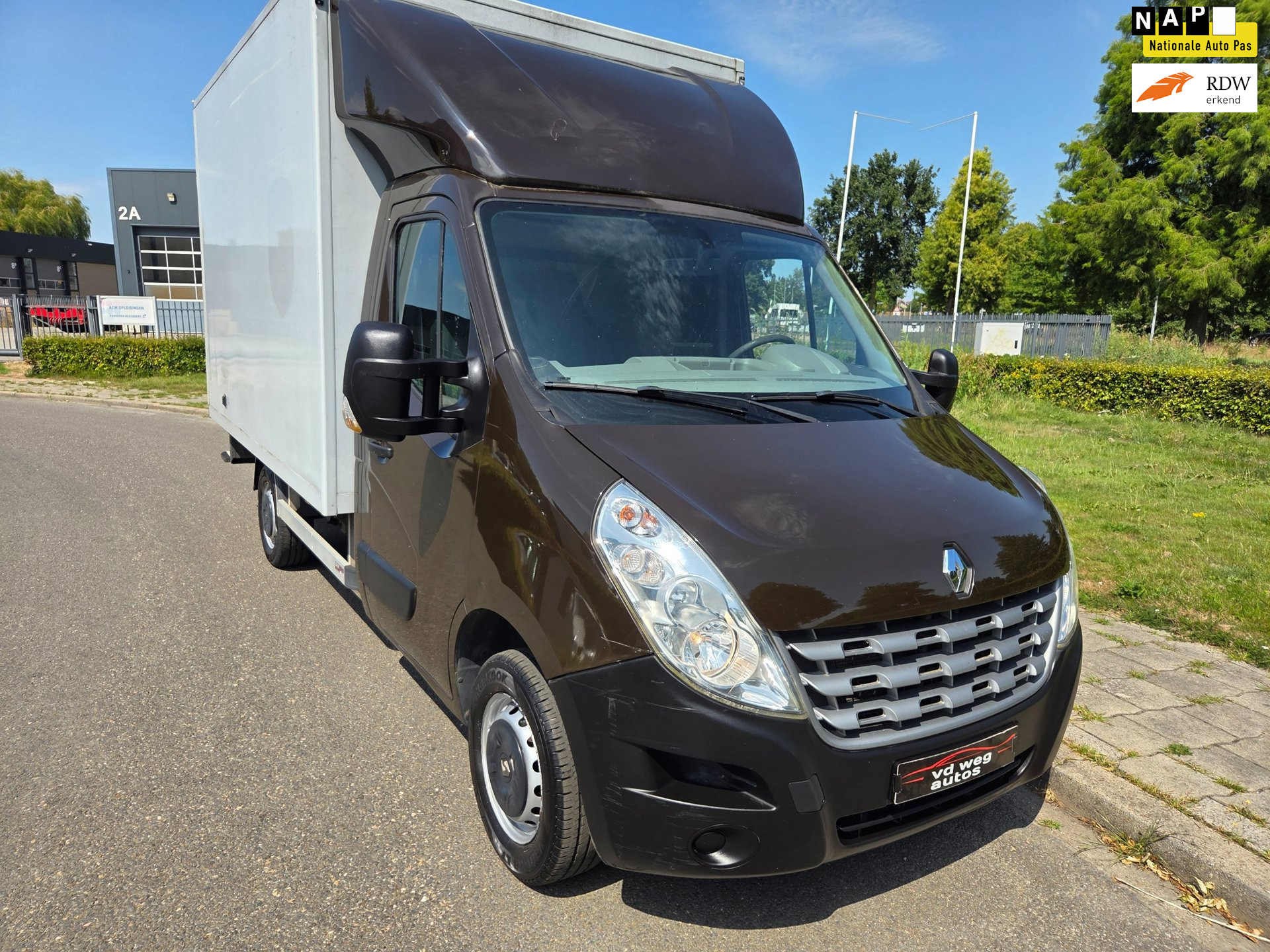 Renault Master T35 2.3 dCi L2H2 Eco bakwagen