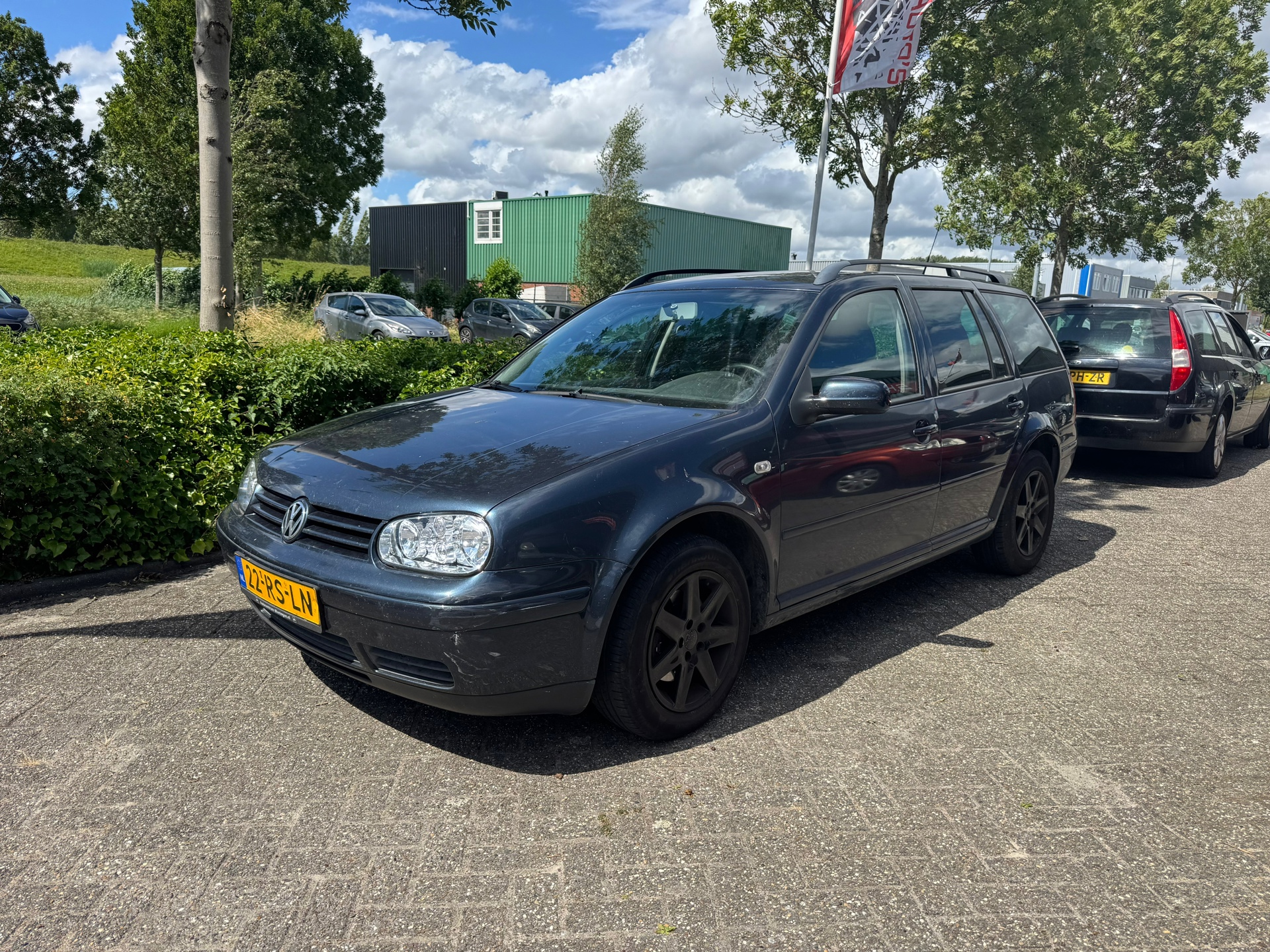 Volkswagen Golf Variant 2.0 Sportline. Climate/cruise control, trekhaak en meer!