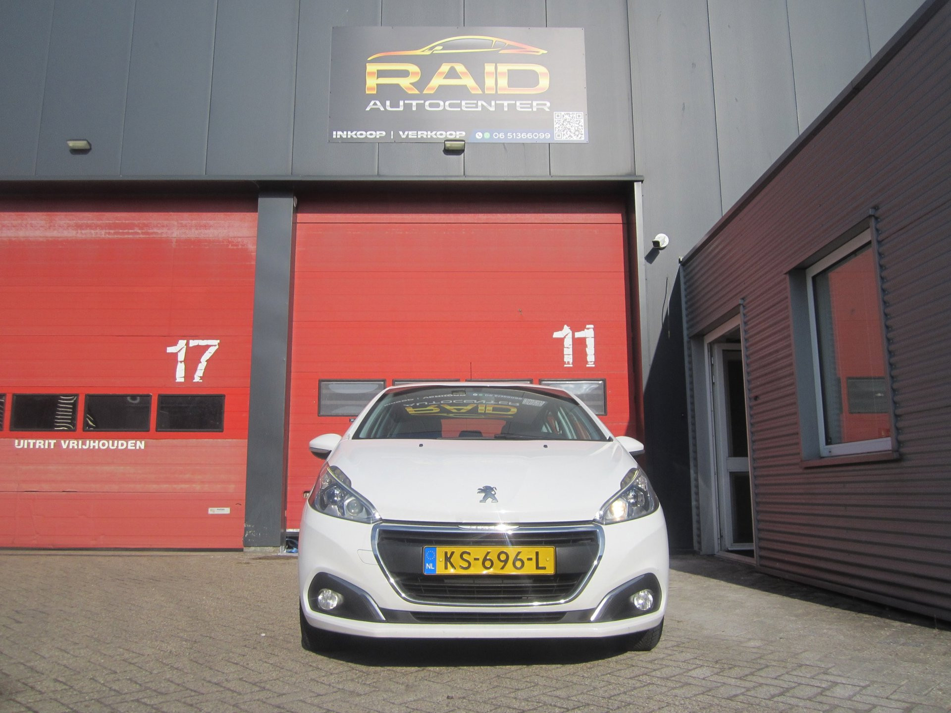 Peugeot 208 1.2 PureTech Blue Lion