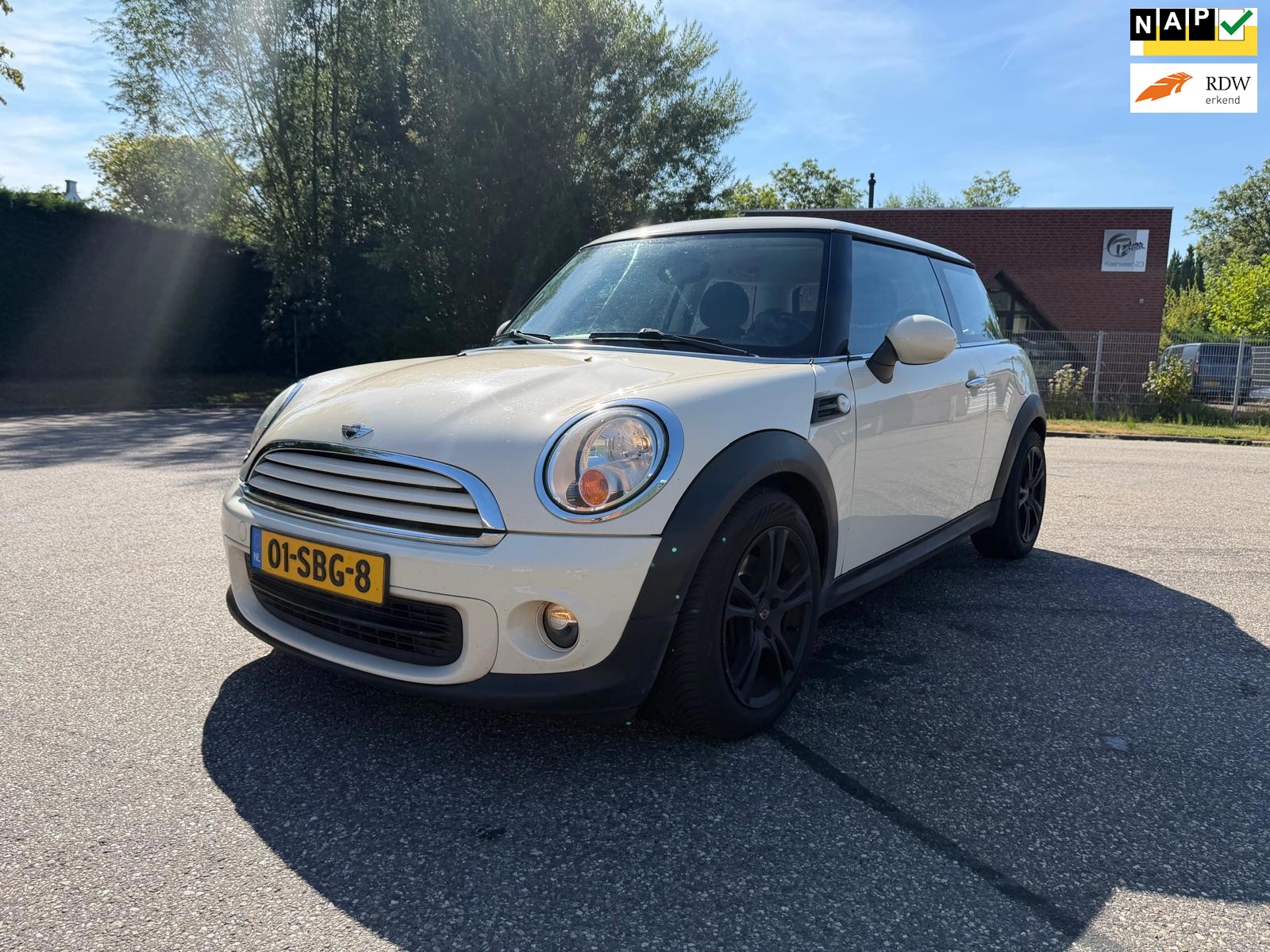 MINI 3-deurs 1.6 One MINIMALIST Business Line Airco*Dealer onderhouden*LM Velgen* NAP *Apk 04-07-2027