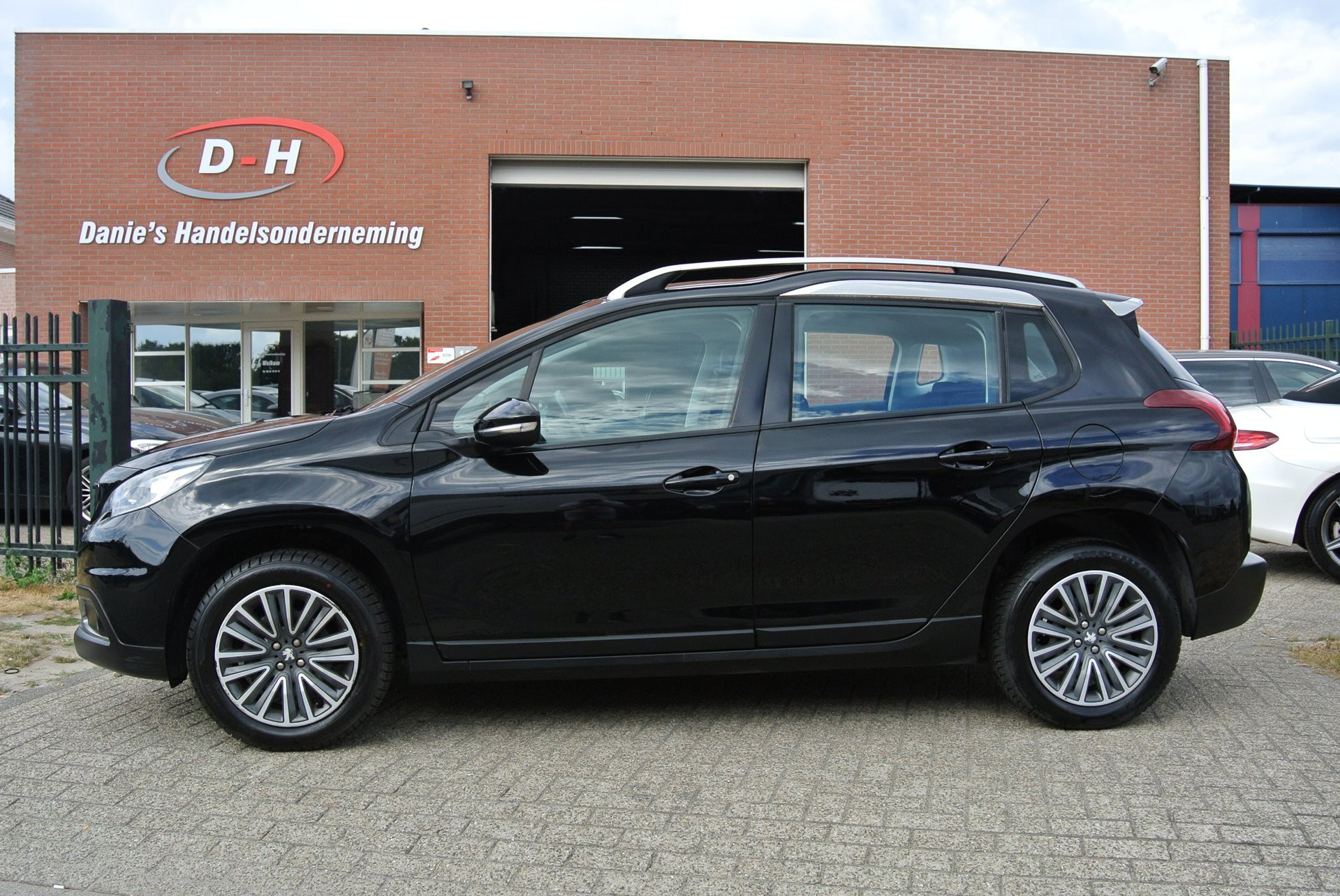 Peugeot 2008 1.2 PureTech Active nieuwe apk inruil mogelijk nap