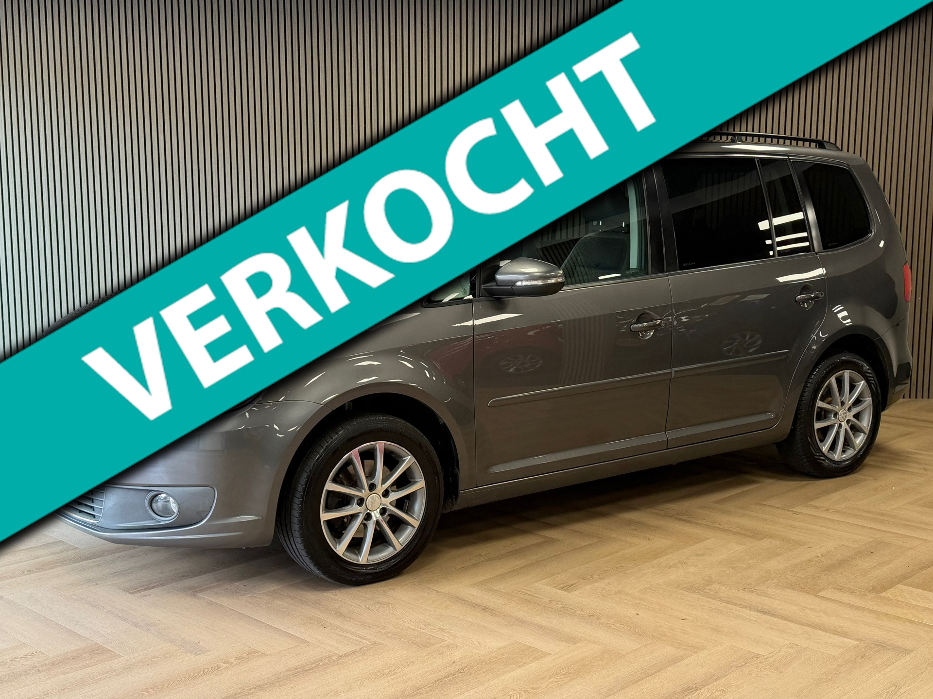 Volkswagen Touran 1.4 TSI Comfortline TREKHAAK PANO CAMERA CRUISE CONTROL SPIEGELVERWARMING