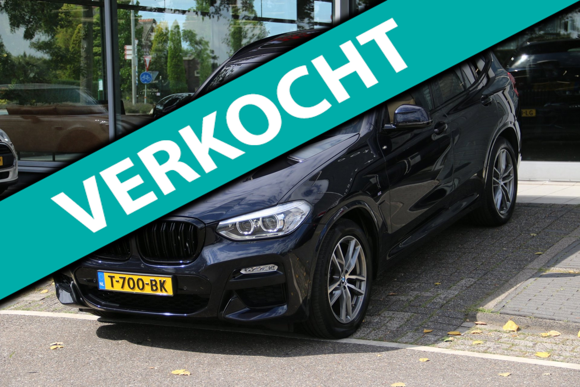 BMW X3 XDrive20i Executive M-PAKKET PANO-DAK!