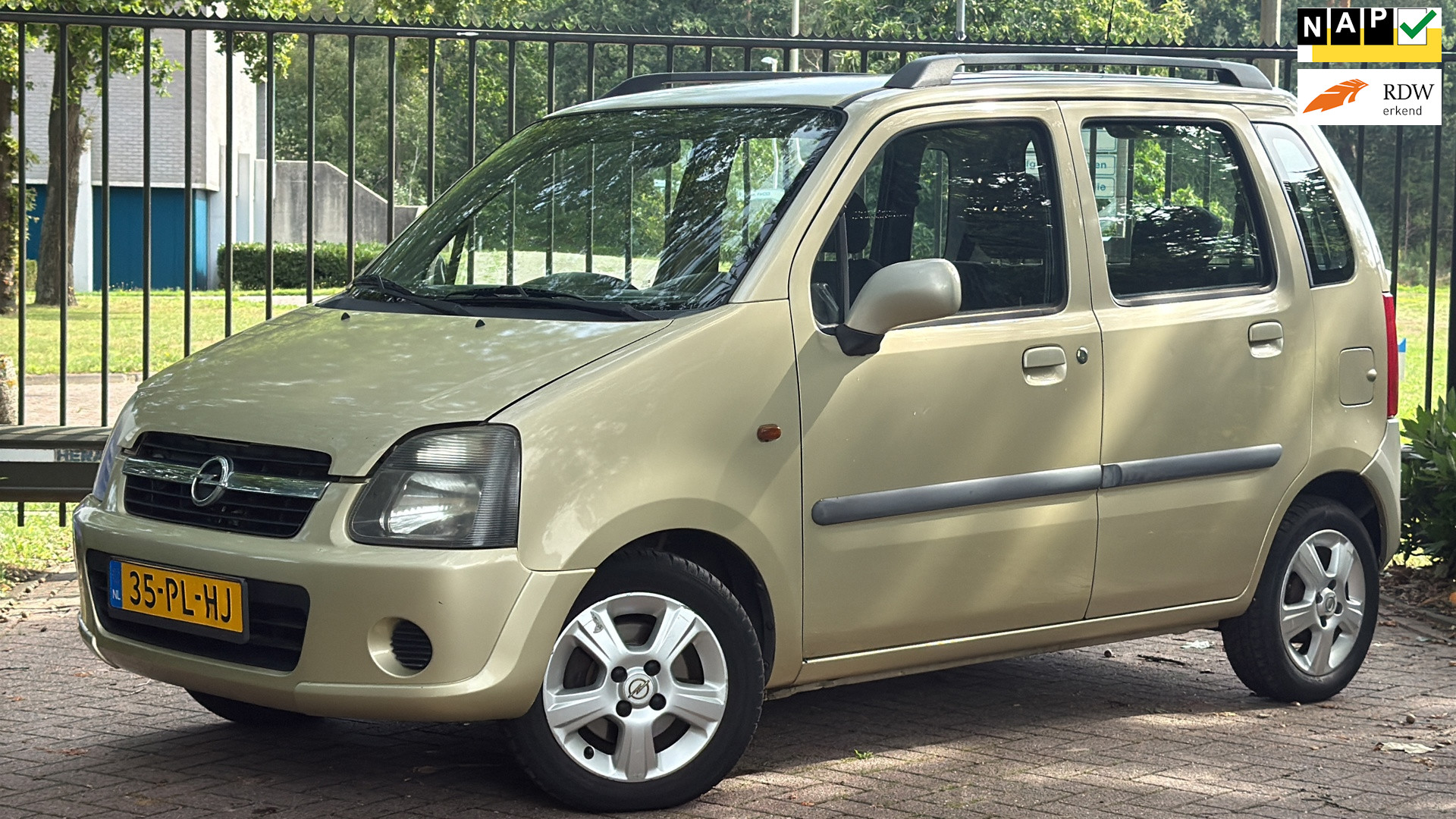 Opel Agila 1.2-16V Maxx