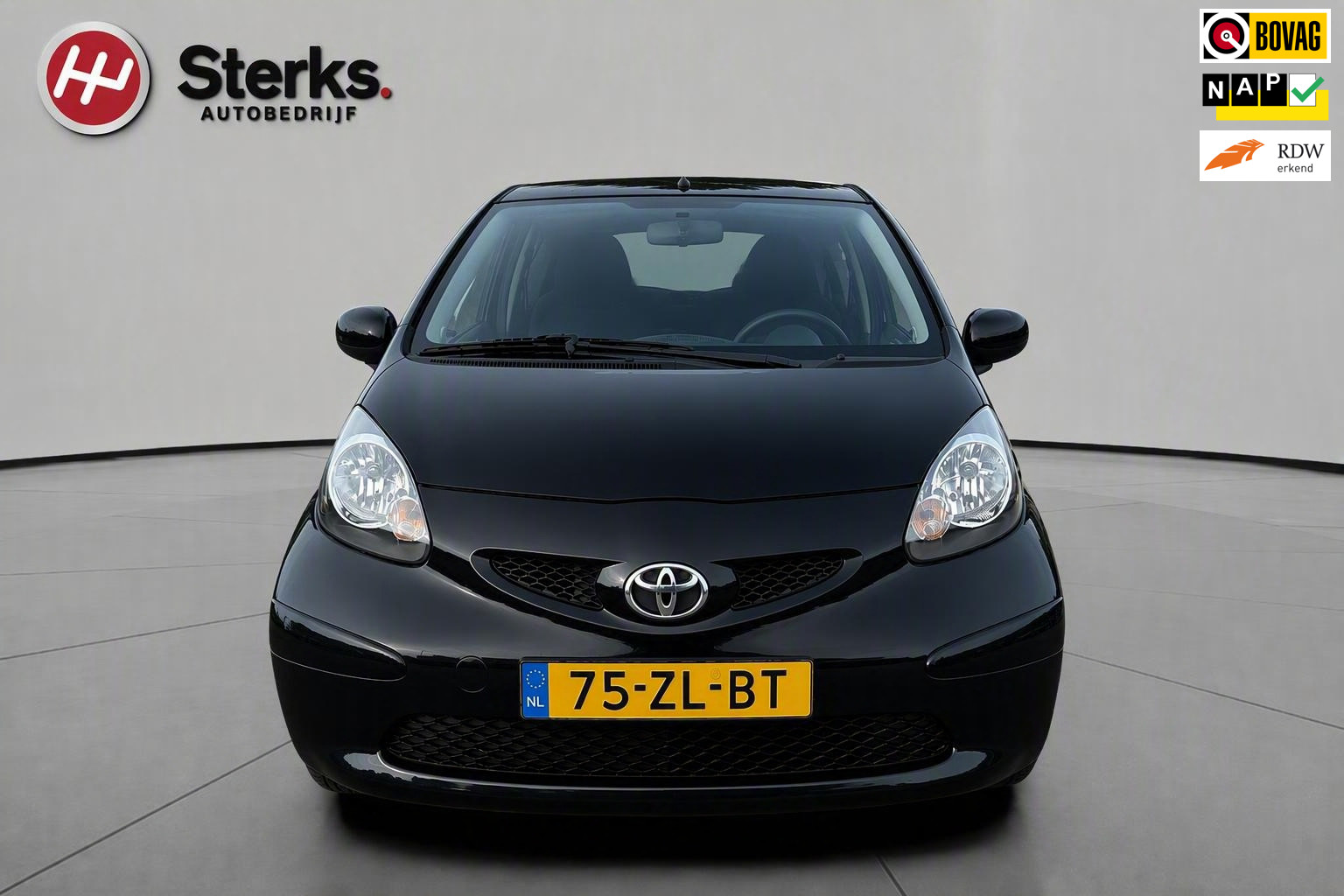 Toyota Aygo 1.0-12V + SPORT AIRCO LM VELGEN