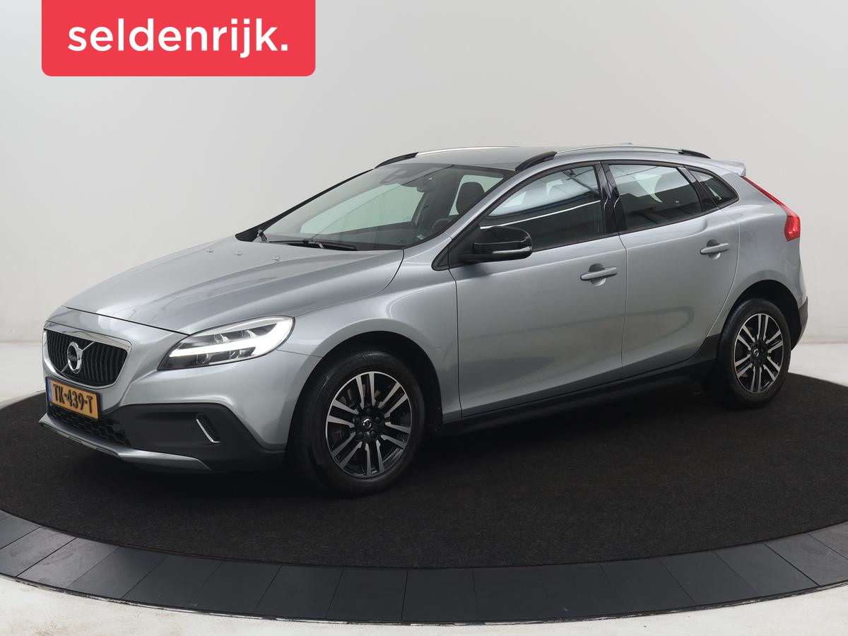 Volvo V40 Cross Country 1.5 T3 Edition+ | Trekhaak | Stoelverwarming