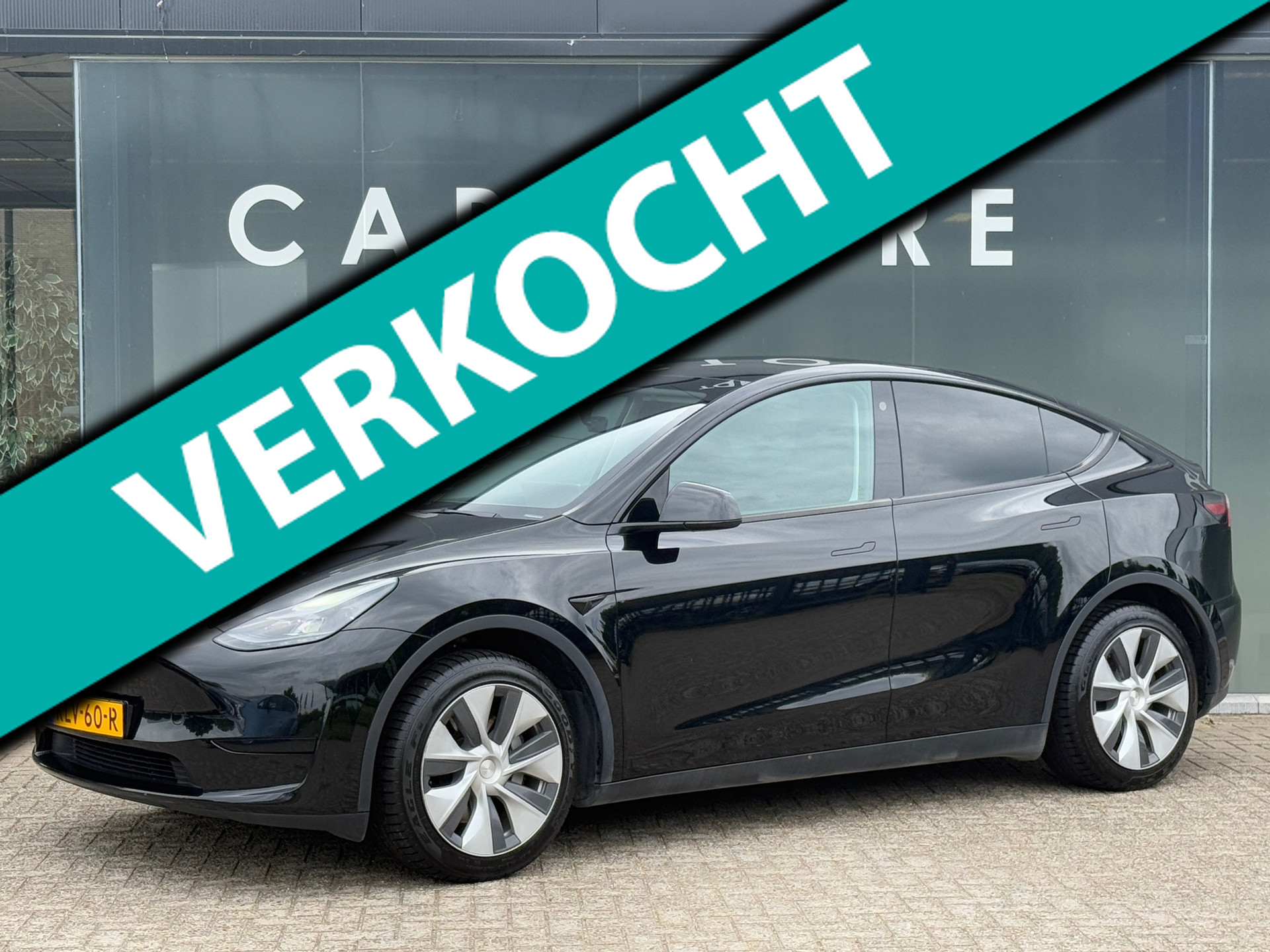 Tesla Model Y RWD 58 kWh 98% SOH LFP Autopilot Dealer Onderhouden