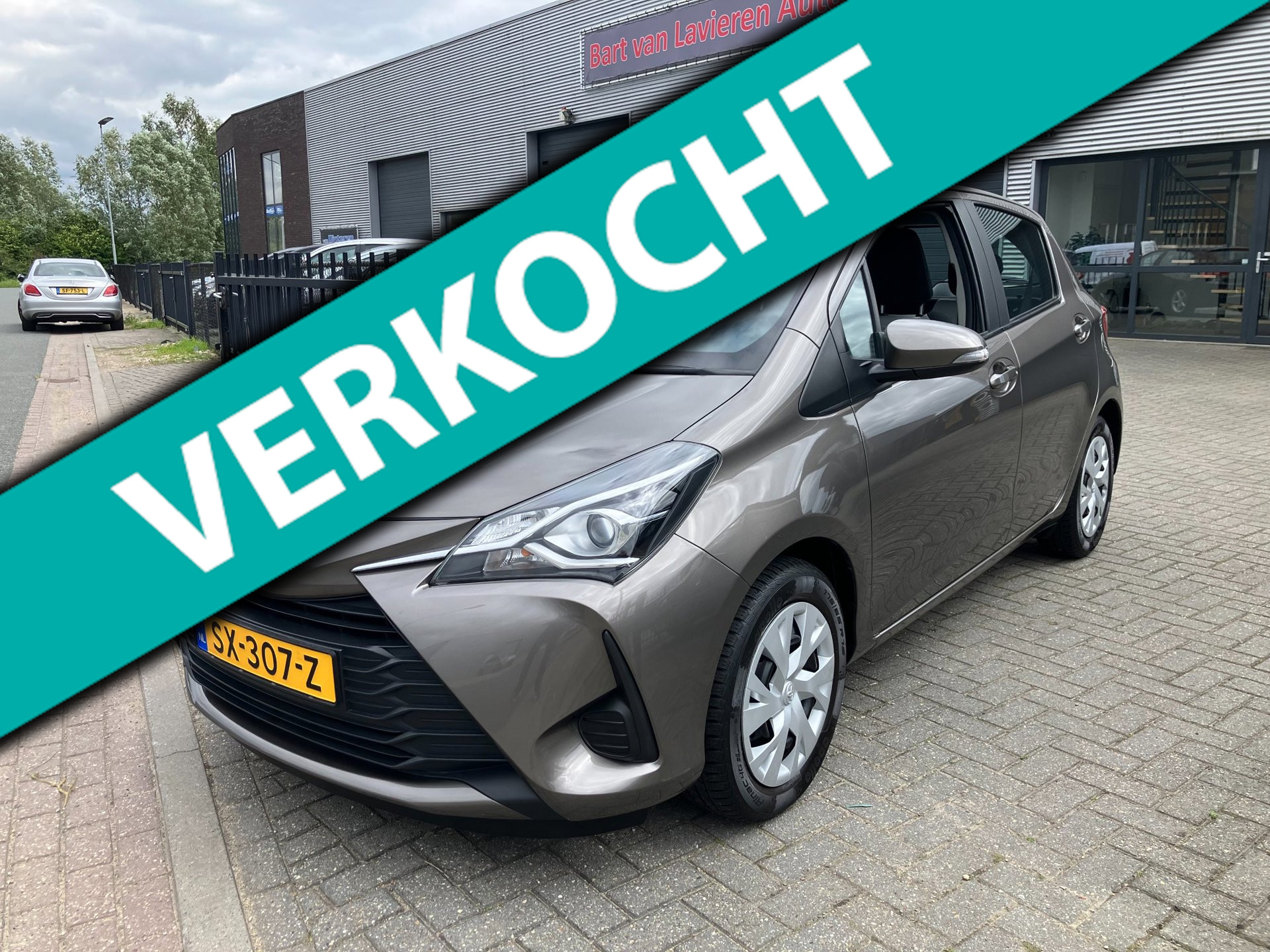 Toyota Yaris 1.0 VVT-i Energy NAVI / CAMERA / CRUISE C. / NED. AUTO