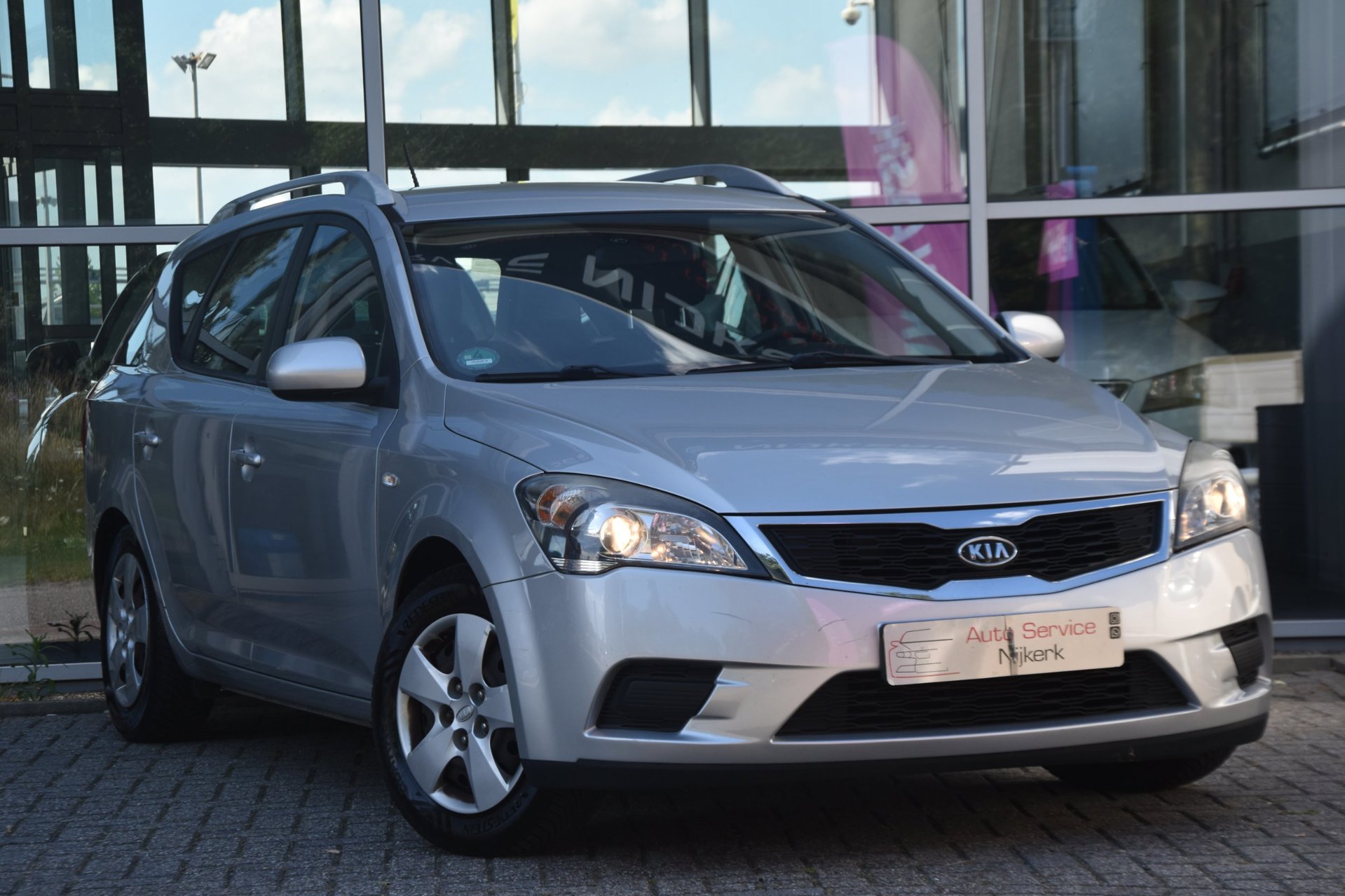 Kia cee’d Sporty Wagon 1.4 CVVT | Airco | Trekhaak | Cruise | Bluetooth | NAP | APK |Zo goed als nieuwe 4seizoenenbanden|