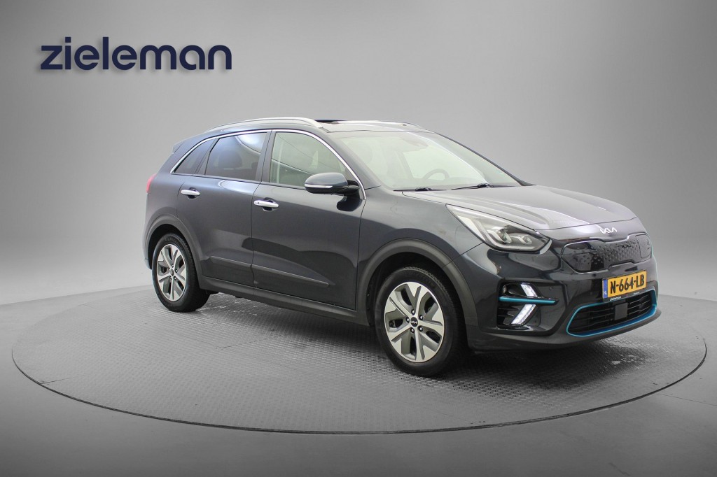Kia Niro E-Niro DynamicPlusLine 64 kWh – Carplay, Camera, Schuif/kanteldak, Stoelverw. SOH 100 %