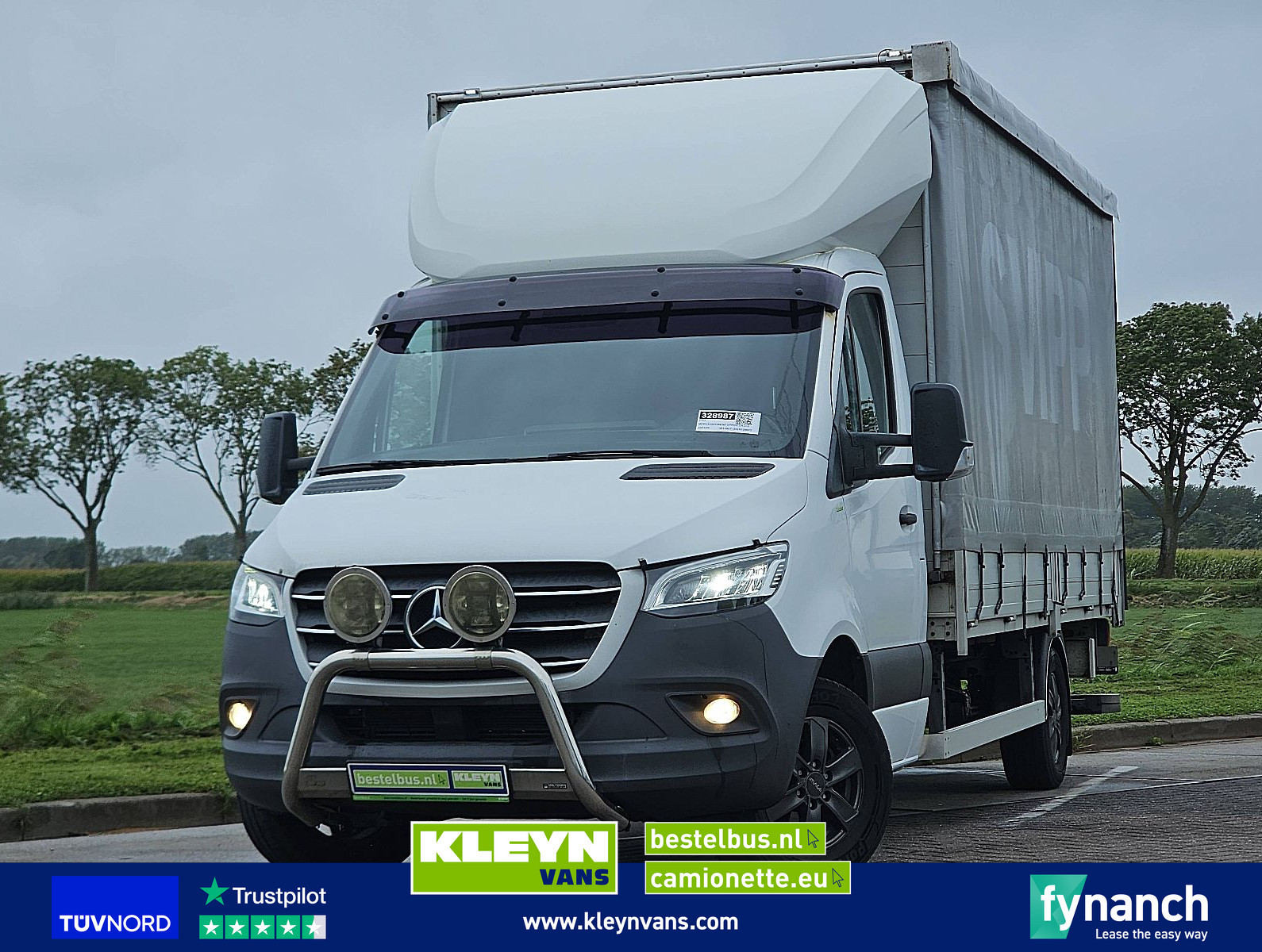 Mercedes-Benz Sprinter 319